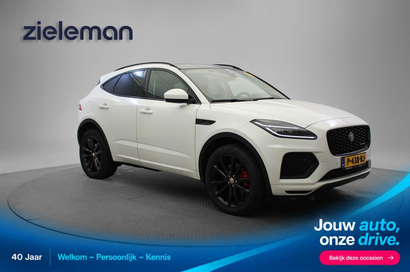 Jaguar Jaguar E-pace 1.5 P300e AWD R-Dynamic HSE - Panorama, Carplay, Camera, Leer, Clima 2022 - voorkant