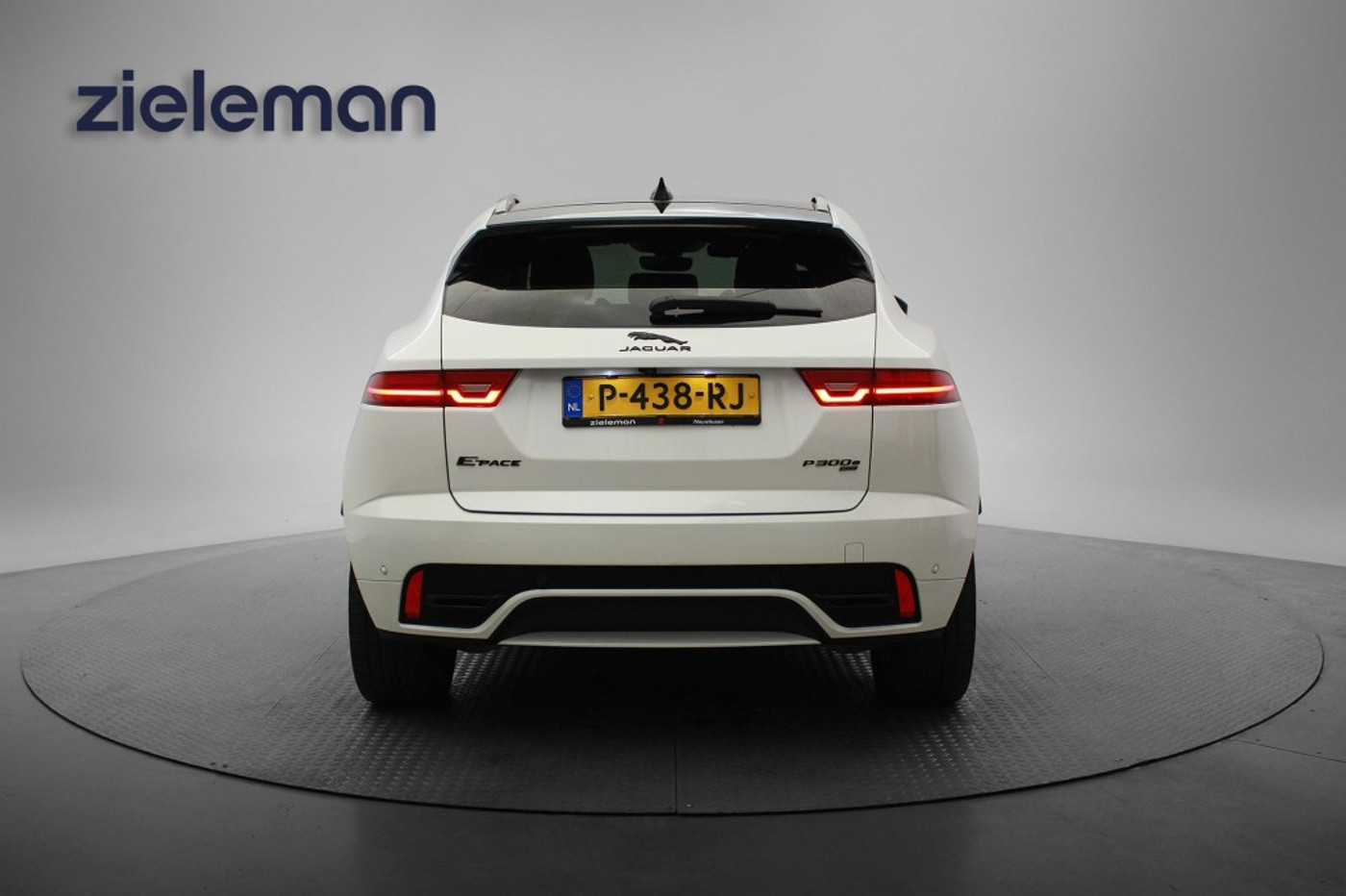 Foto van Jaguar Jaguar E-pace