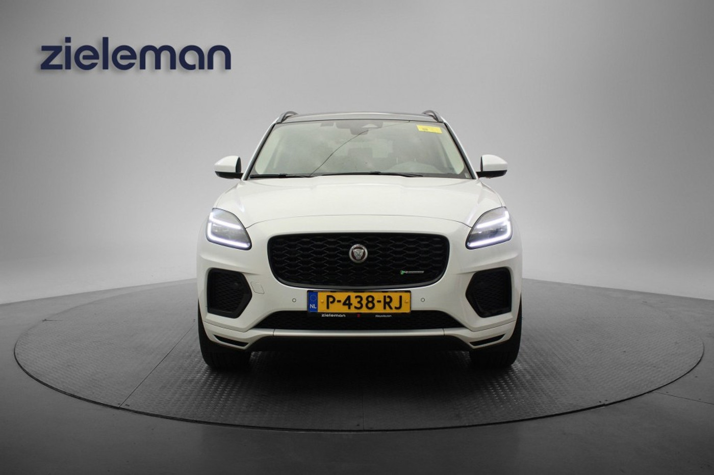 Foto van Jaguar Jaguar E-pace