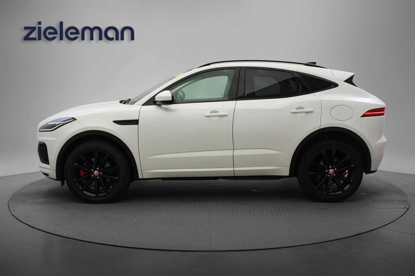 Foto van Jaguar Jaguar E-pace