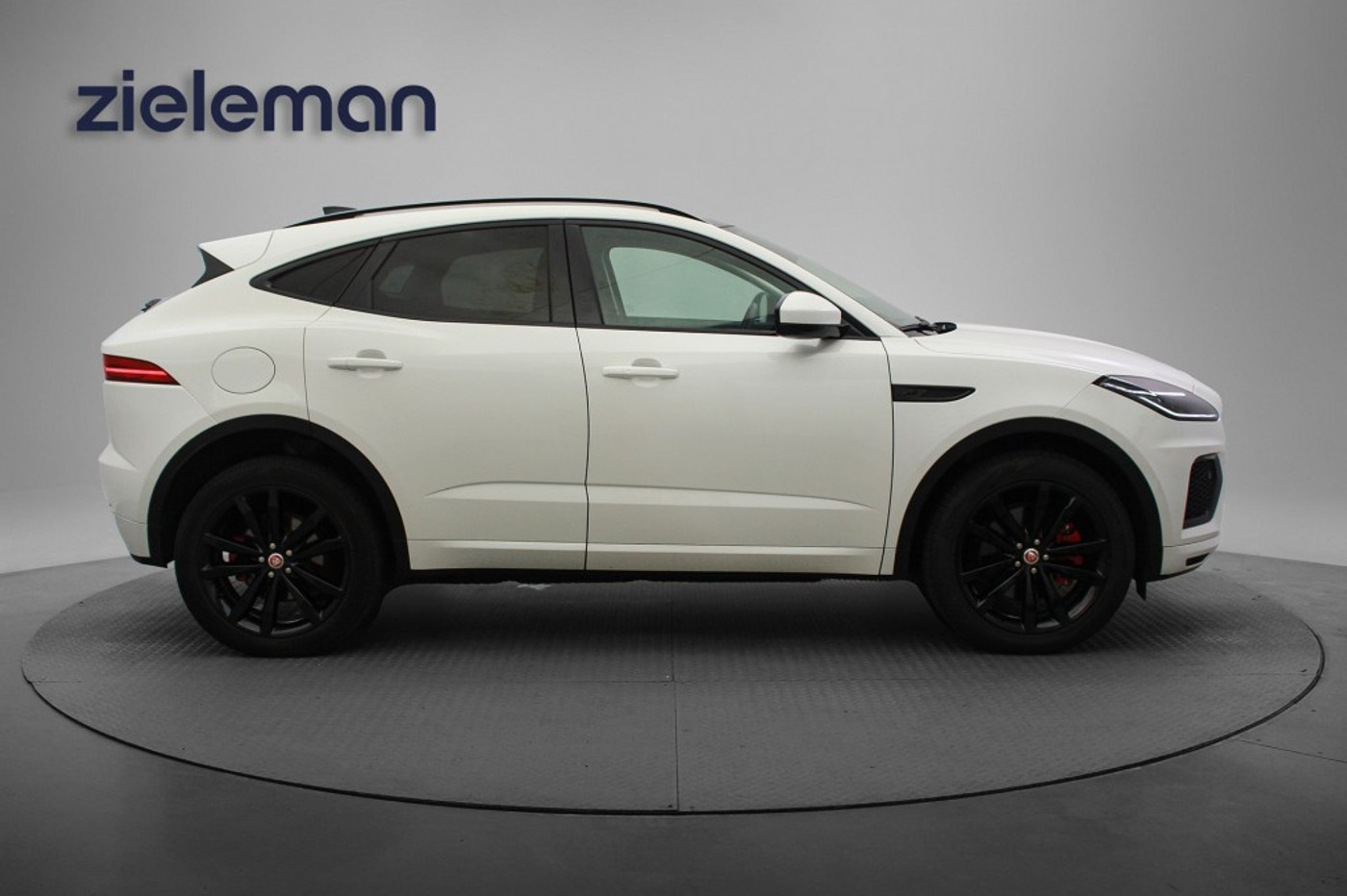 Foto van Jaguar Jaguar E-pace