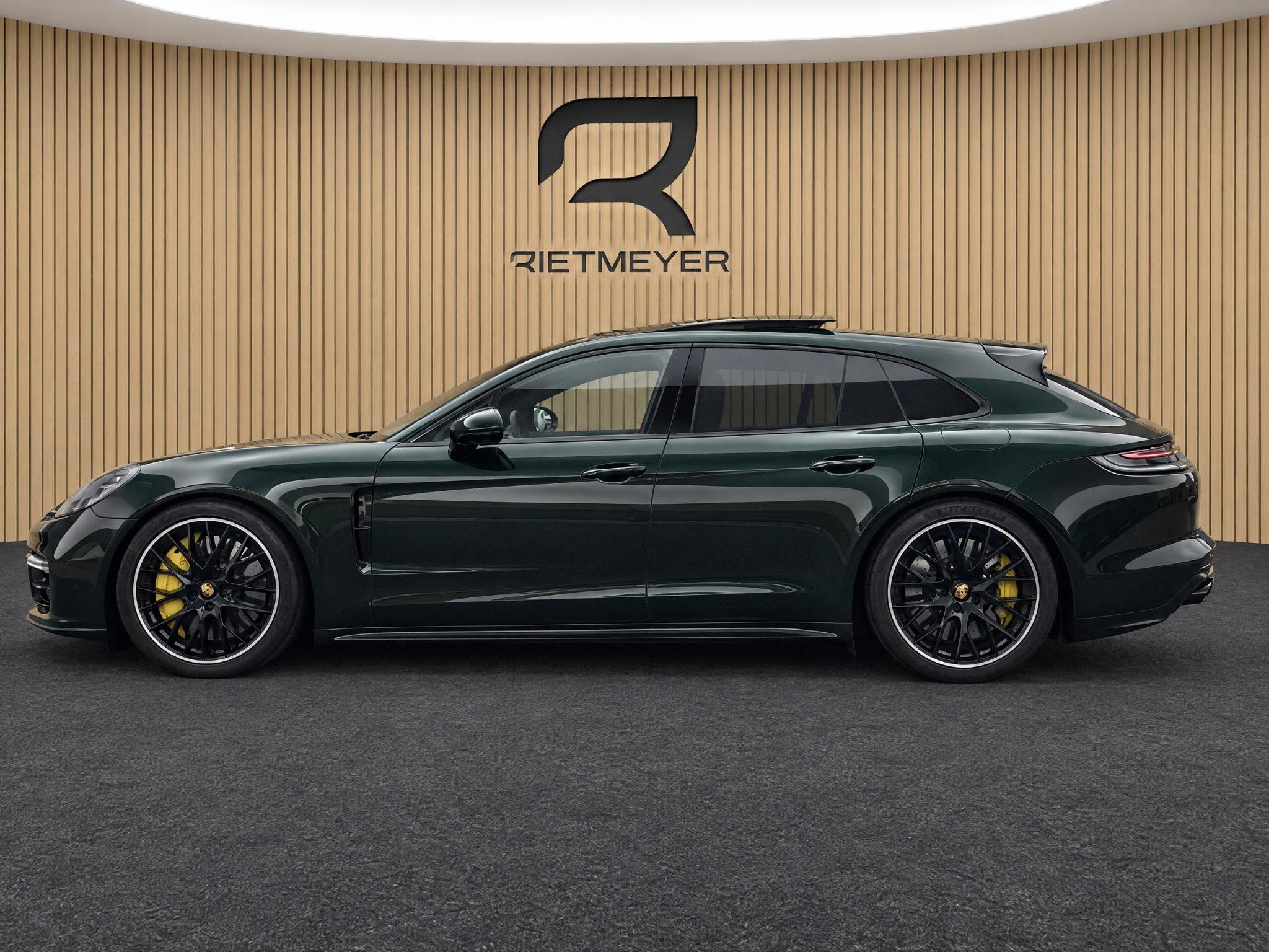 Foto van Porsche Panamera Turbo S E-hybrid
