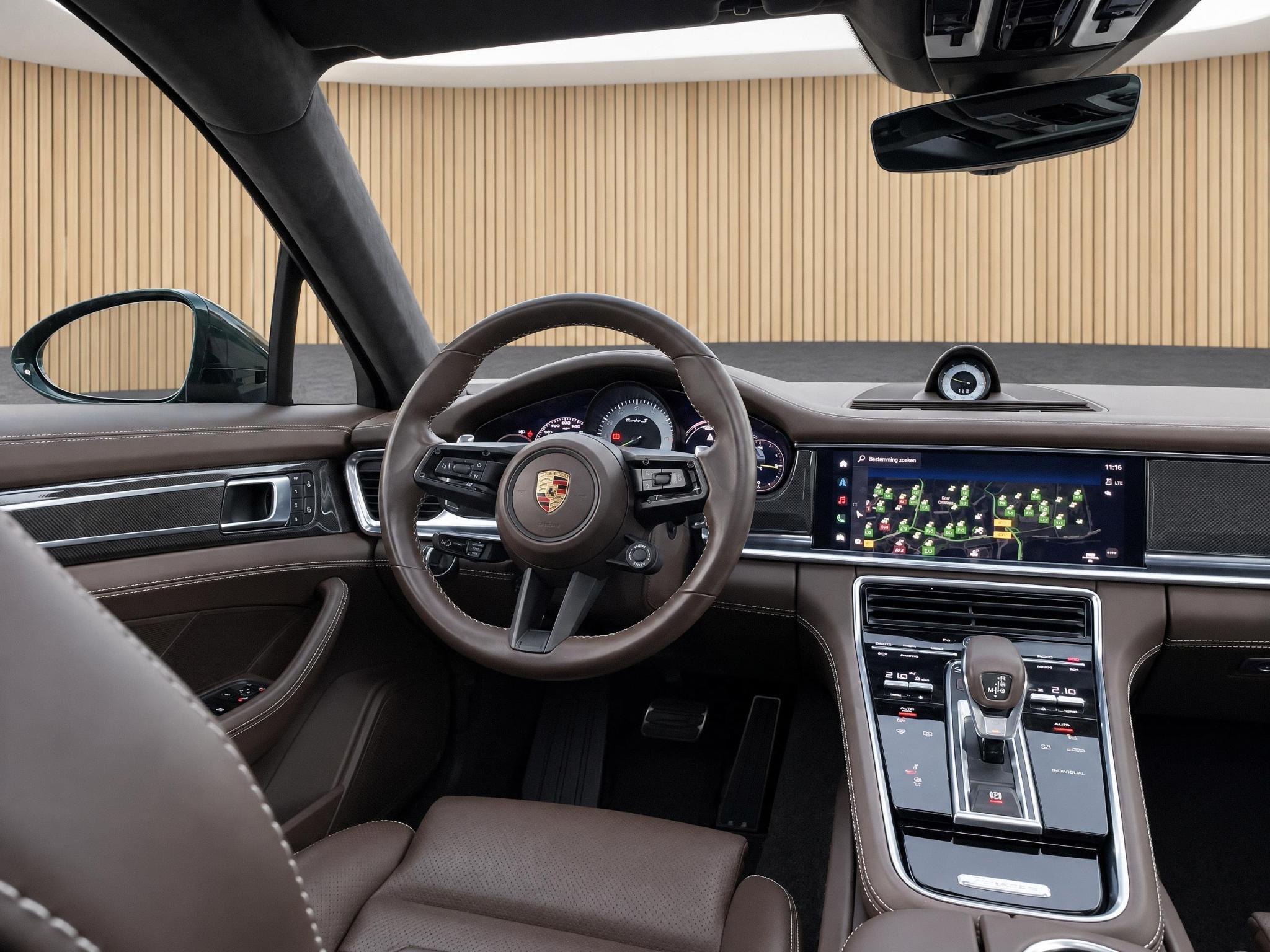 Foto van Porsche Panamera Turbo S E-hybrid