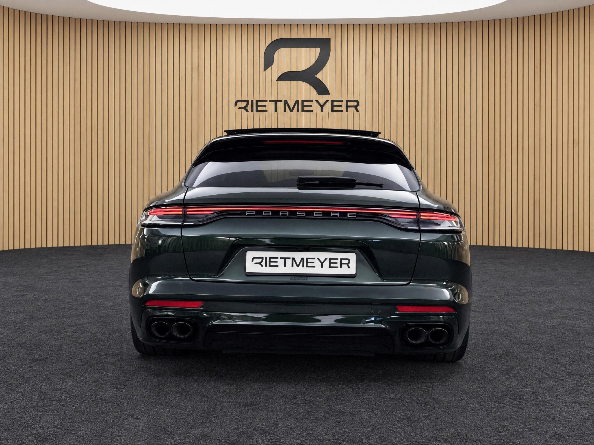 Foto van Porsche Panamera Turbo S E-hybrid