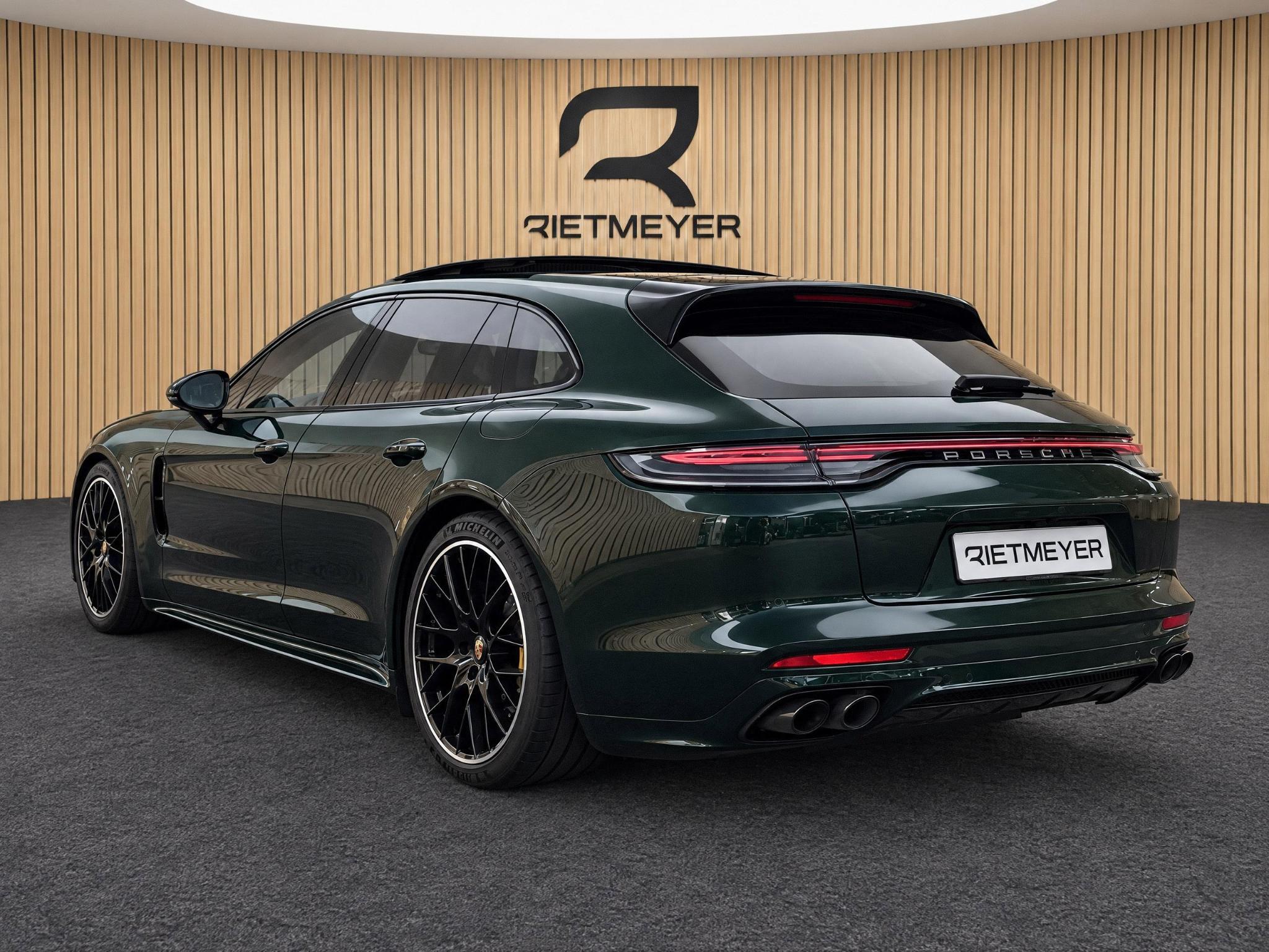Foto van Porsche Panamera Turbo S E-hybrid