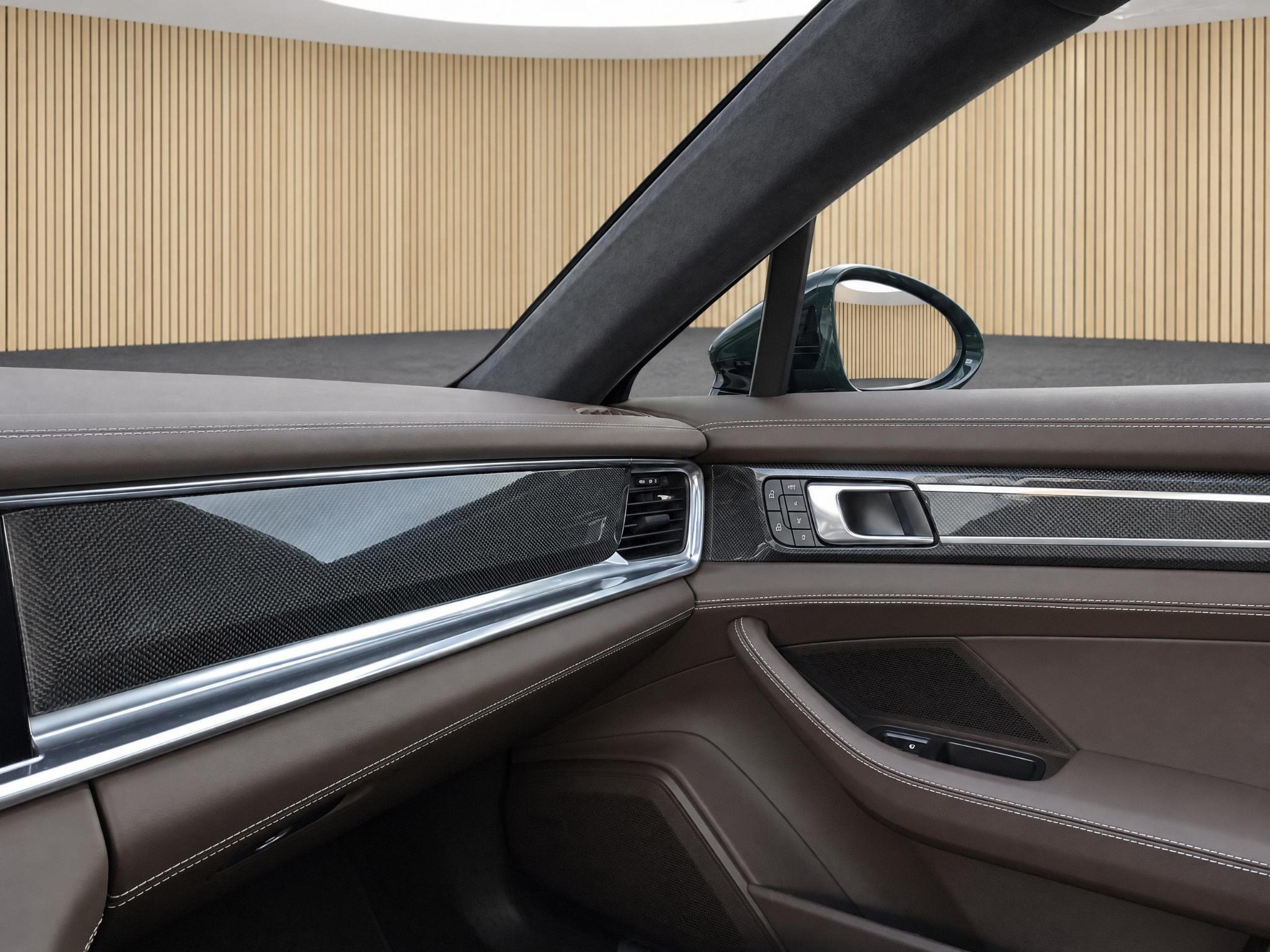 Foto van Porsche Panamera Turbo S E-hybrid