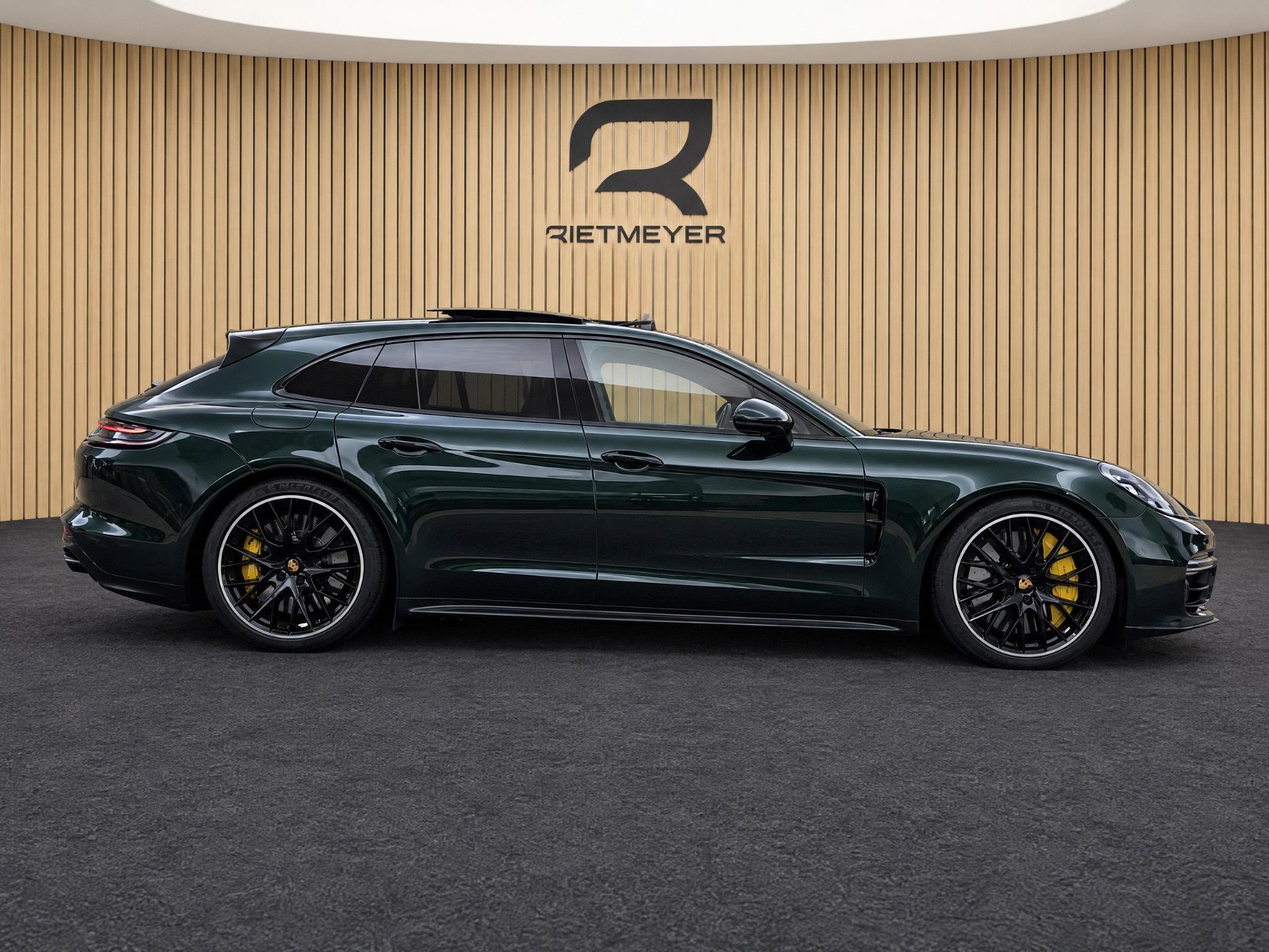 Foto van Porsche Panamera Turbo S E-hybrid