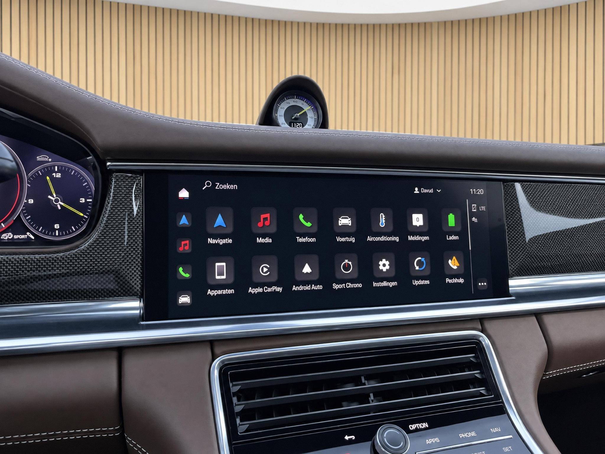Foto van Porsche Panamera Turbo S E-hybrid