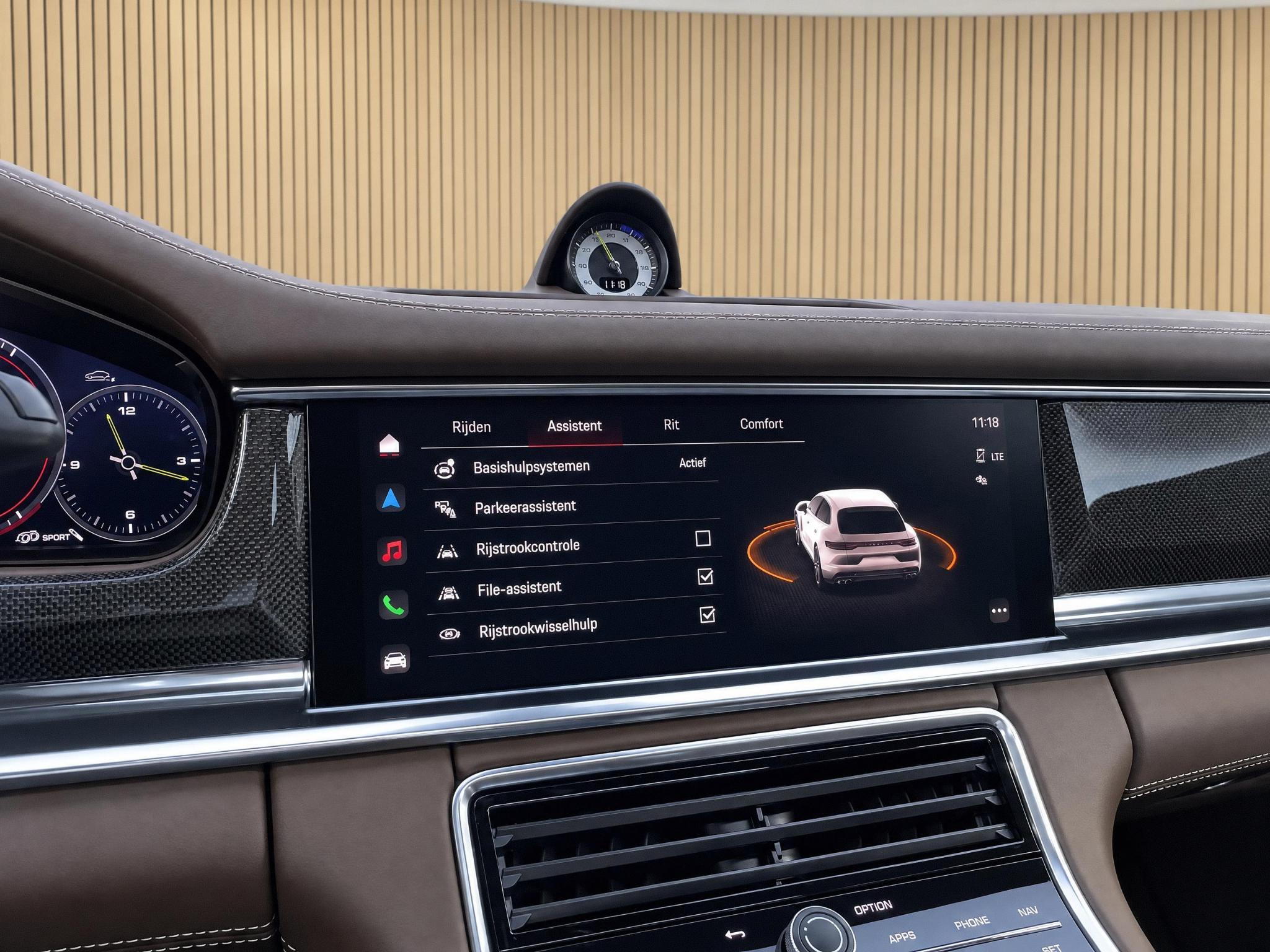 Foto van Porsche Panamera Turbo S E-hybrid