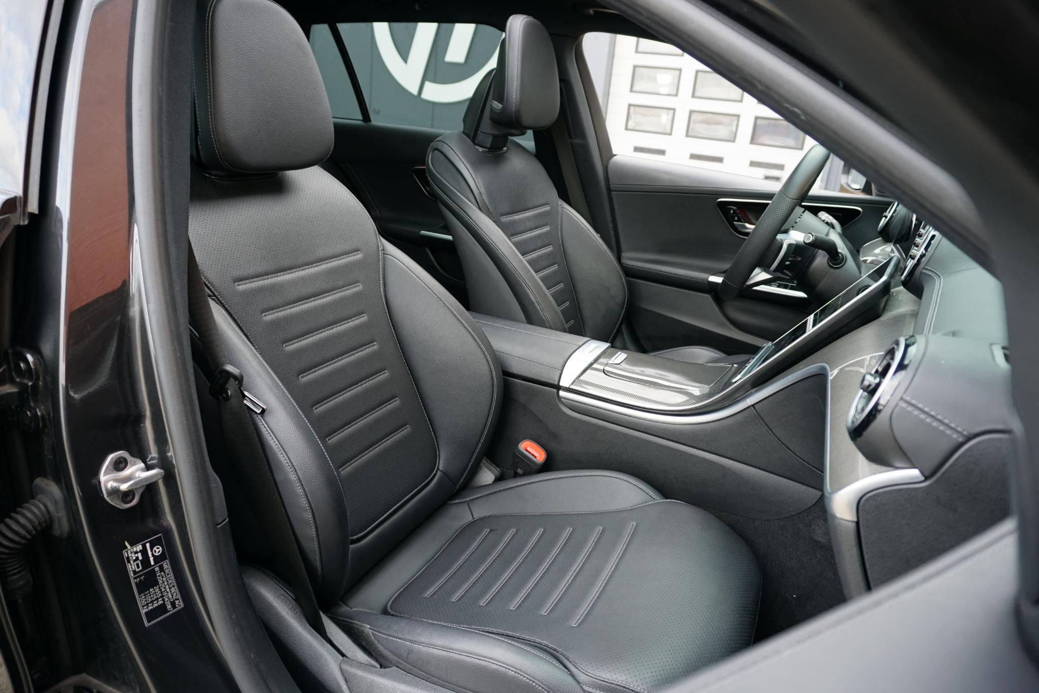 Foto van Mercedes-Benz C 300 E