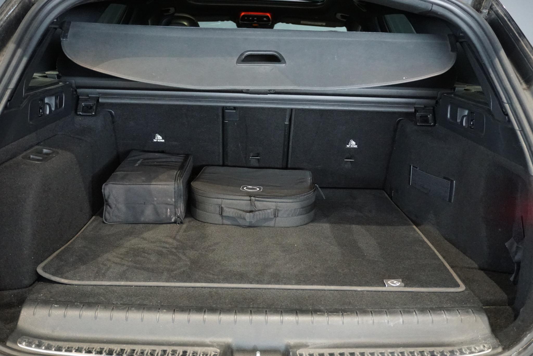 Foto van Mercedes-Benz C 300 E