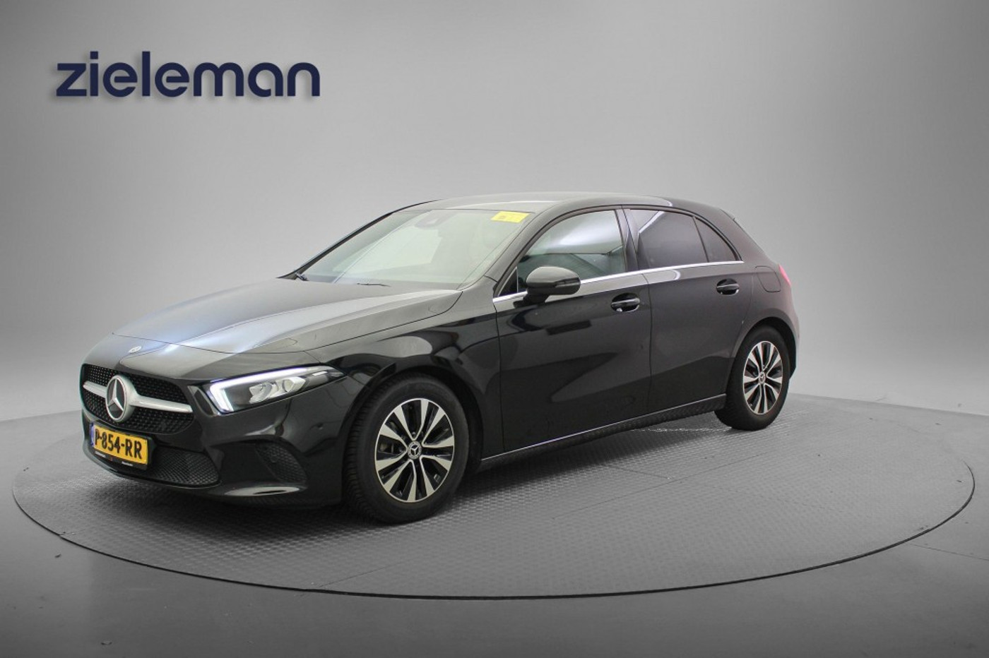 Foto van Mercedes-Benz A 180