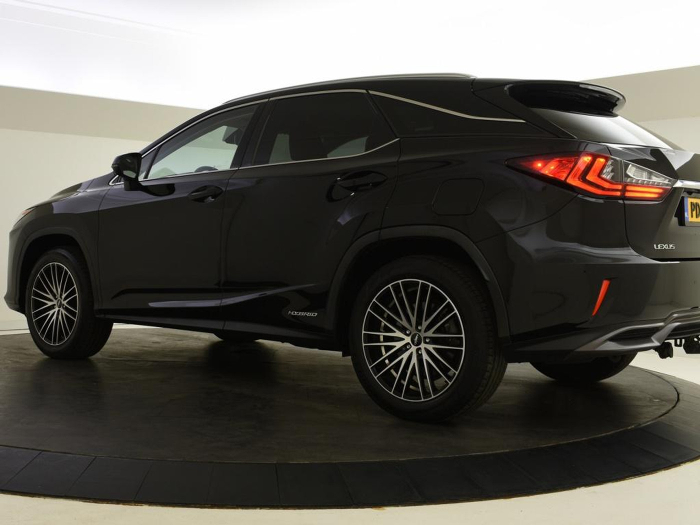 Foto van Lexus Lexus Rx450h