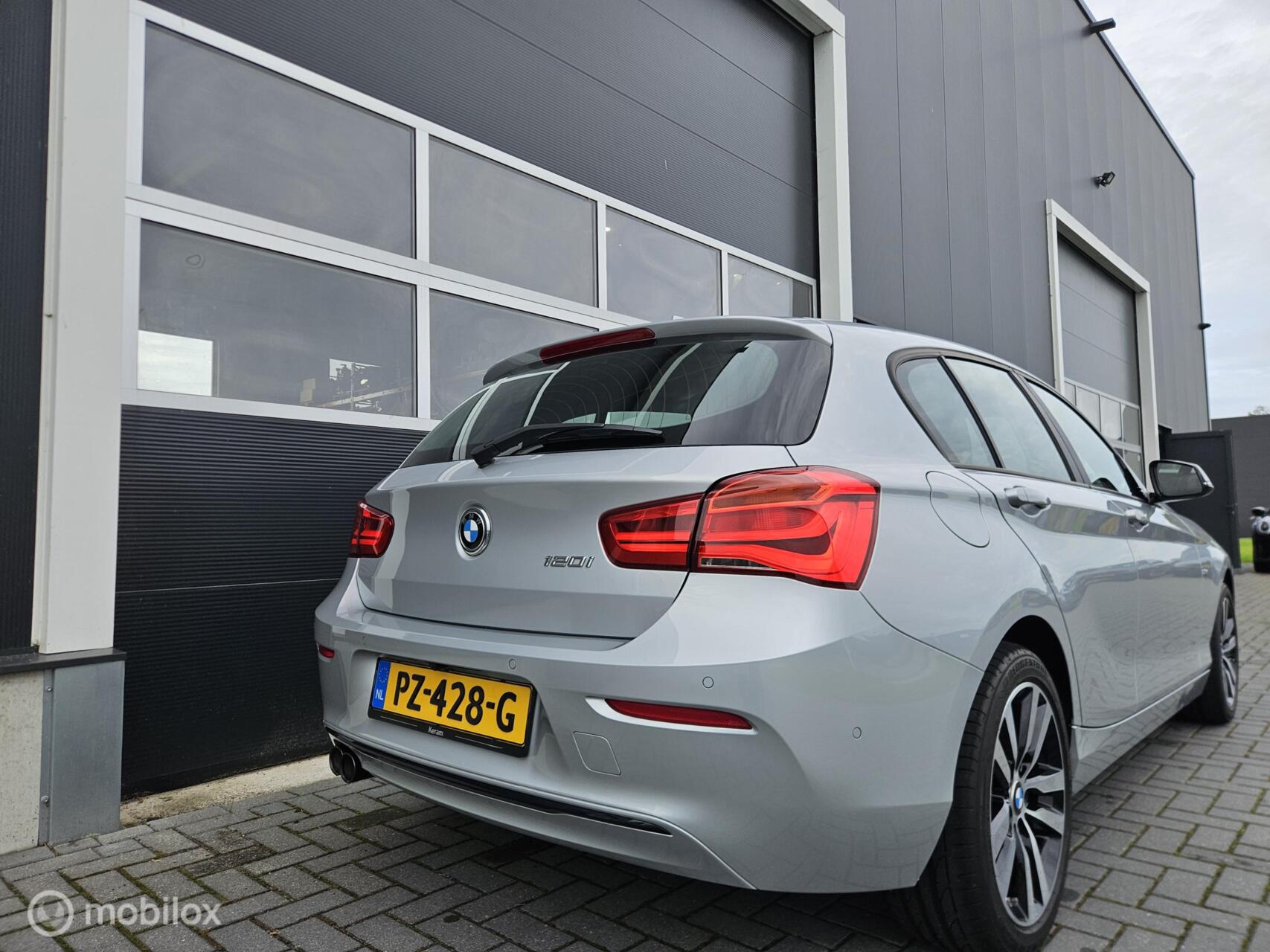 Foto van BMW 120i