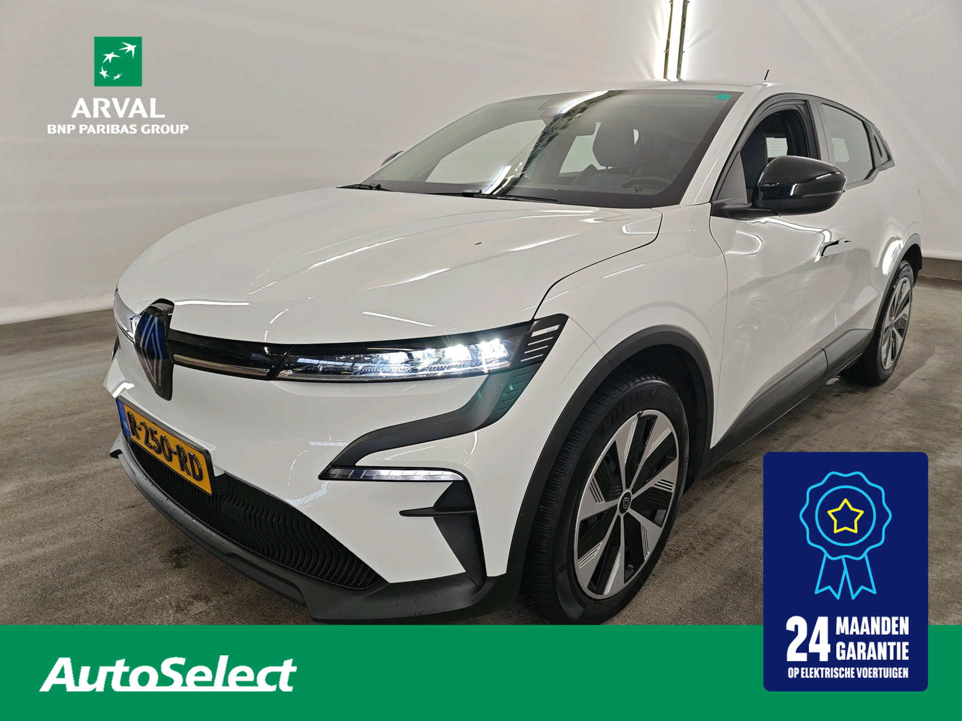 Renault Megane E-tech Electric EV60 130pk Optimum Charge Evolution ER | SOH 93% | CarPlay | LED | Keyless | Camera | PDC | ACC | 18" 2022 - voorkant
