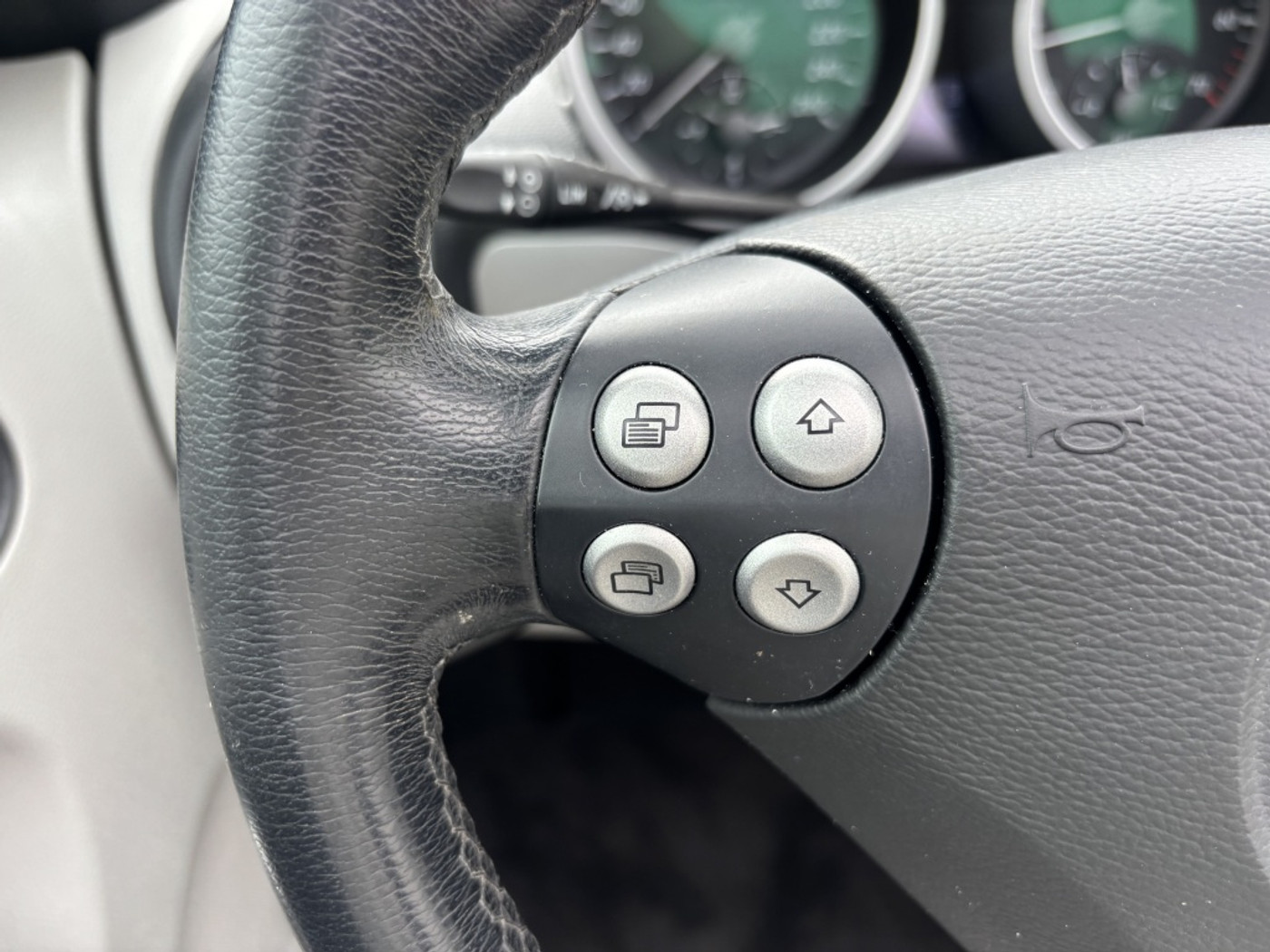 Foto van Mercedes-Benz SLK 200 Kompressor