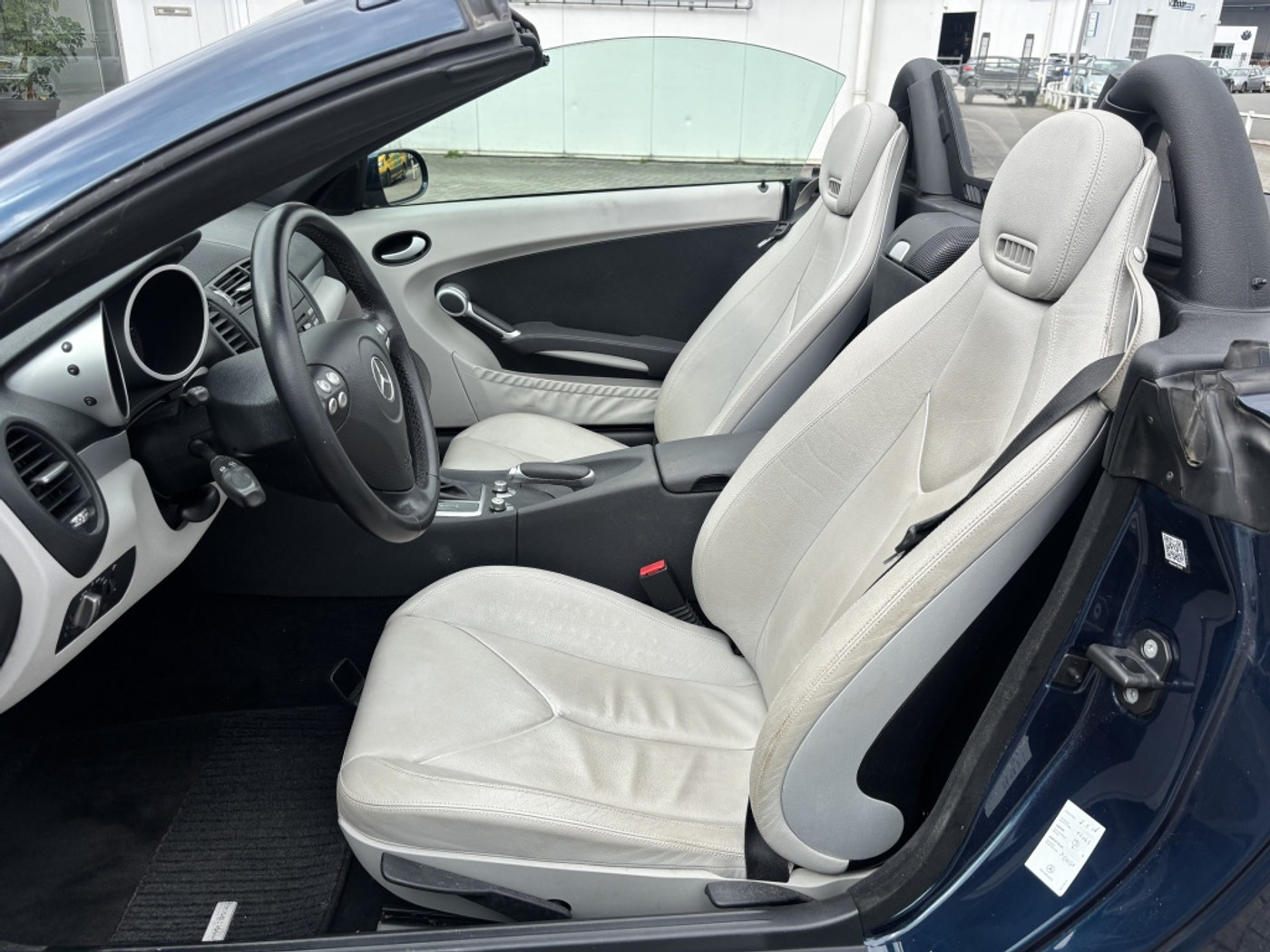Foto van Mercedes-Benz SLK 200 Kompressor