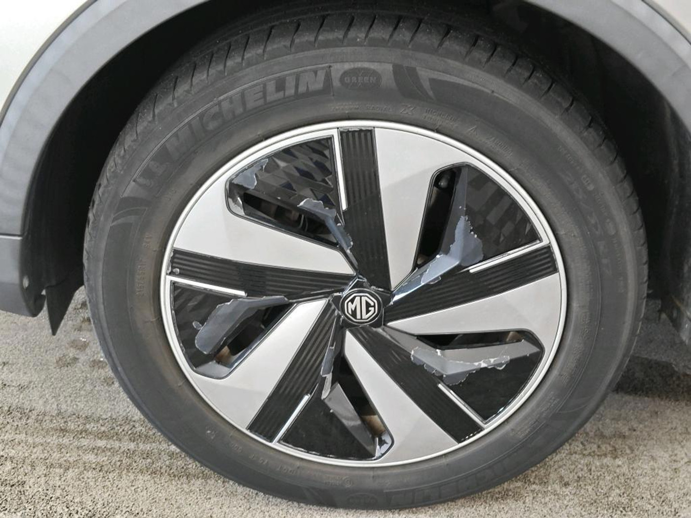 Foto van MG MG ZS Ev