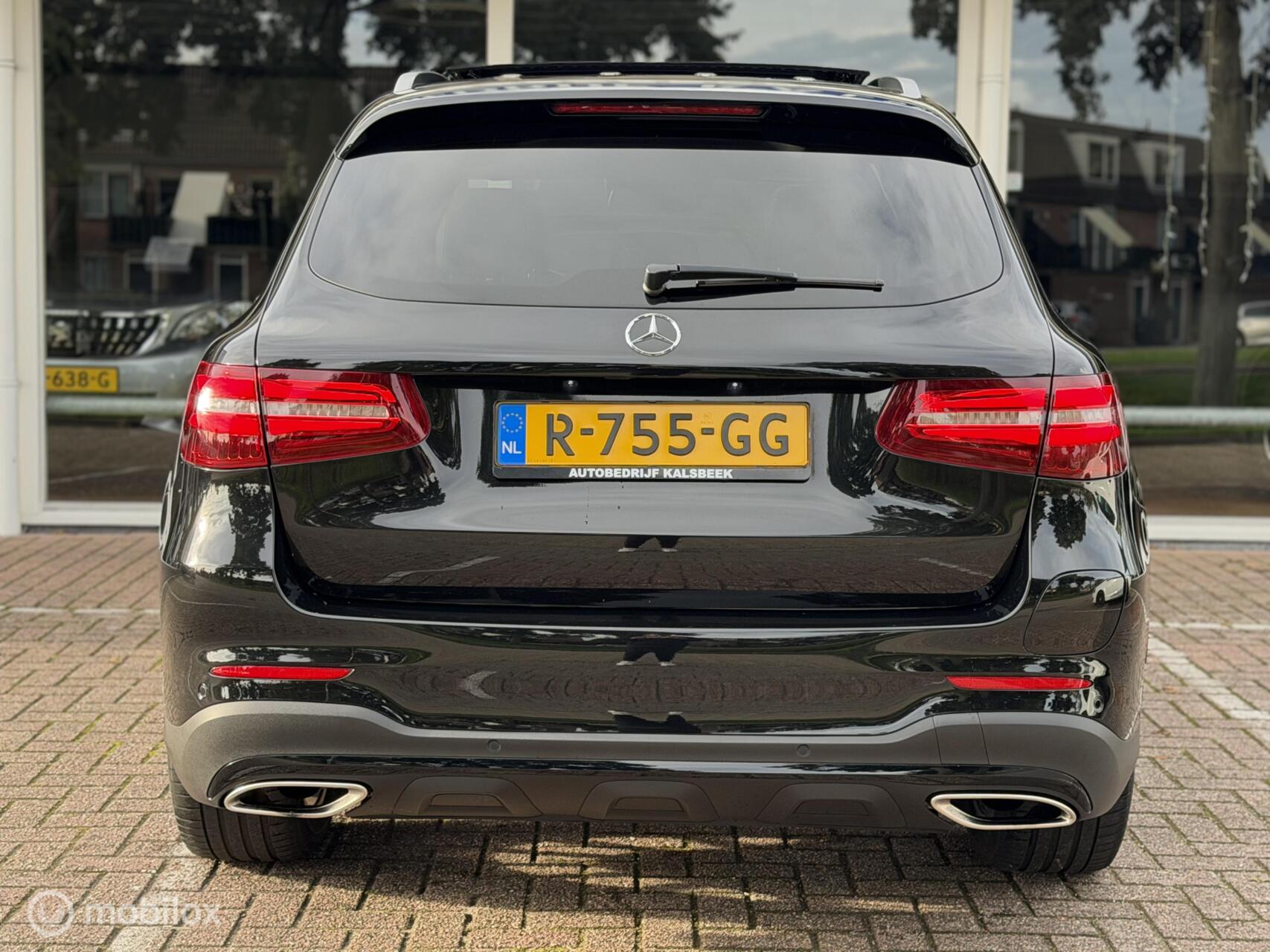 Foto van Mercedes-Benz GLC 350 E 4Matic