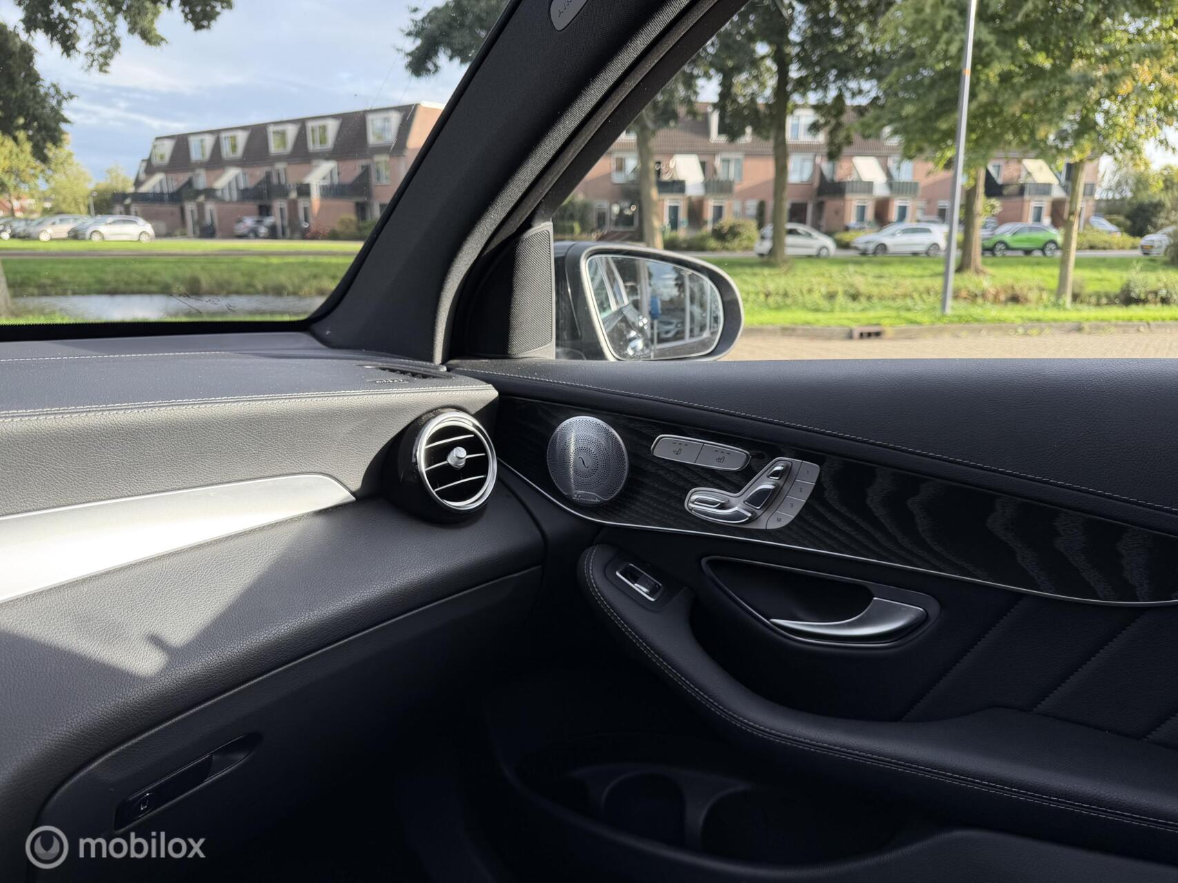 Foto van Mercedes-Benz GLC 350 E 4Matic