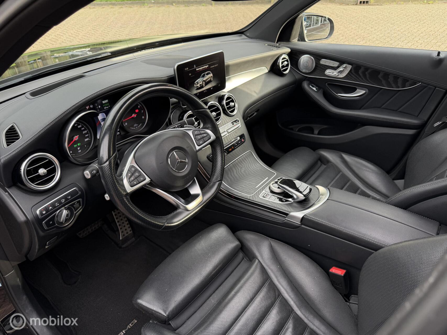 Foto van Mercedes-Benz GLC 350 E 4Matic