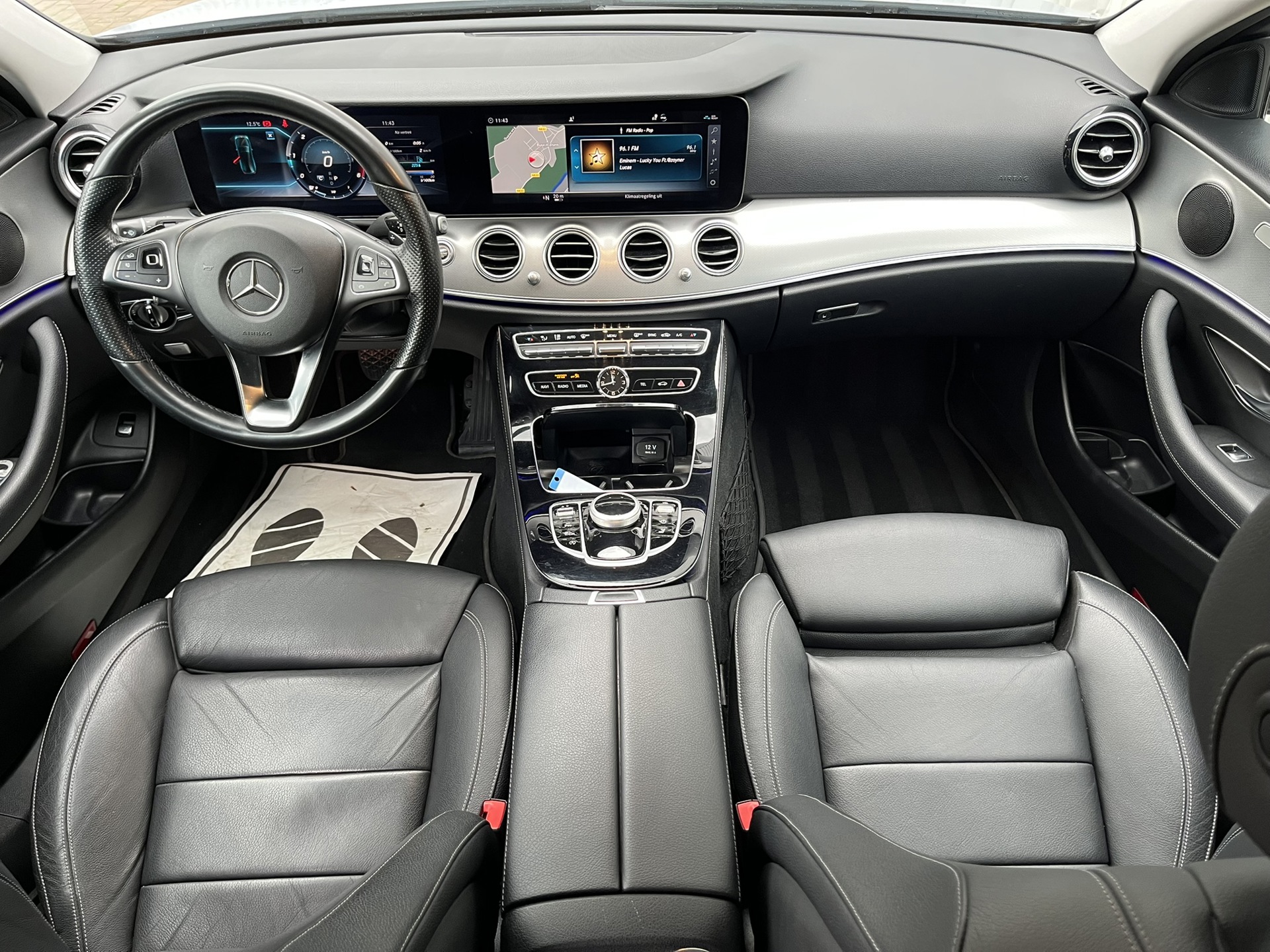 Foto van Mercedes-Benz E 200 D