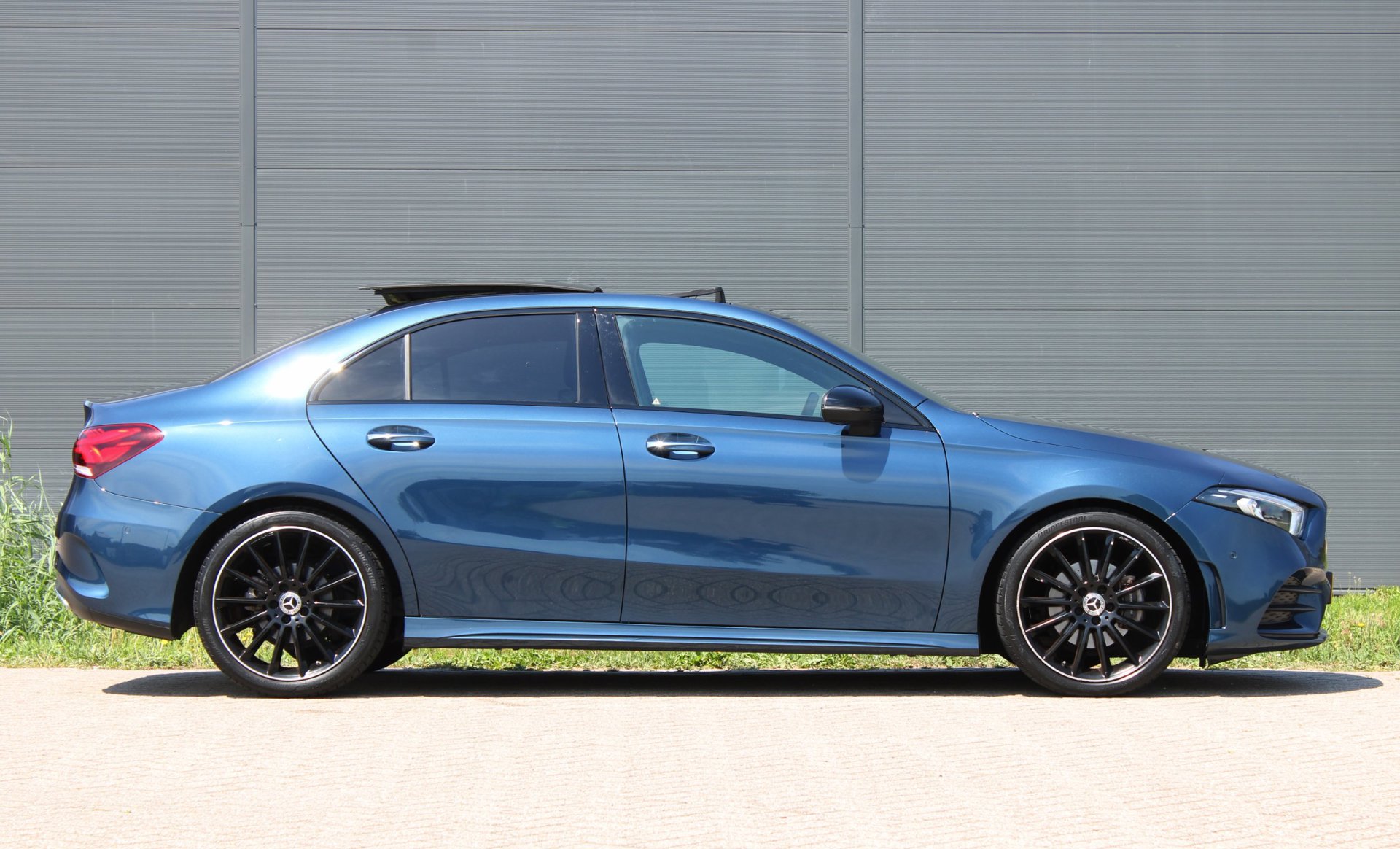 Foto van Mercedes-Benz A 180