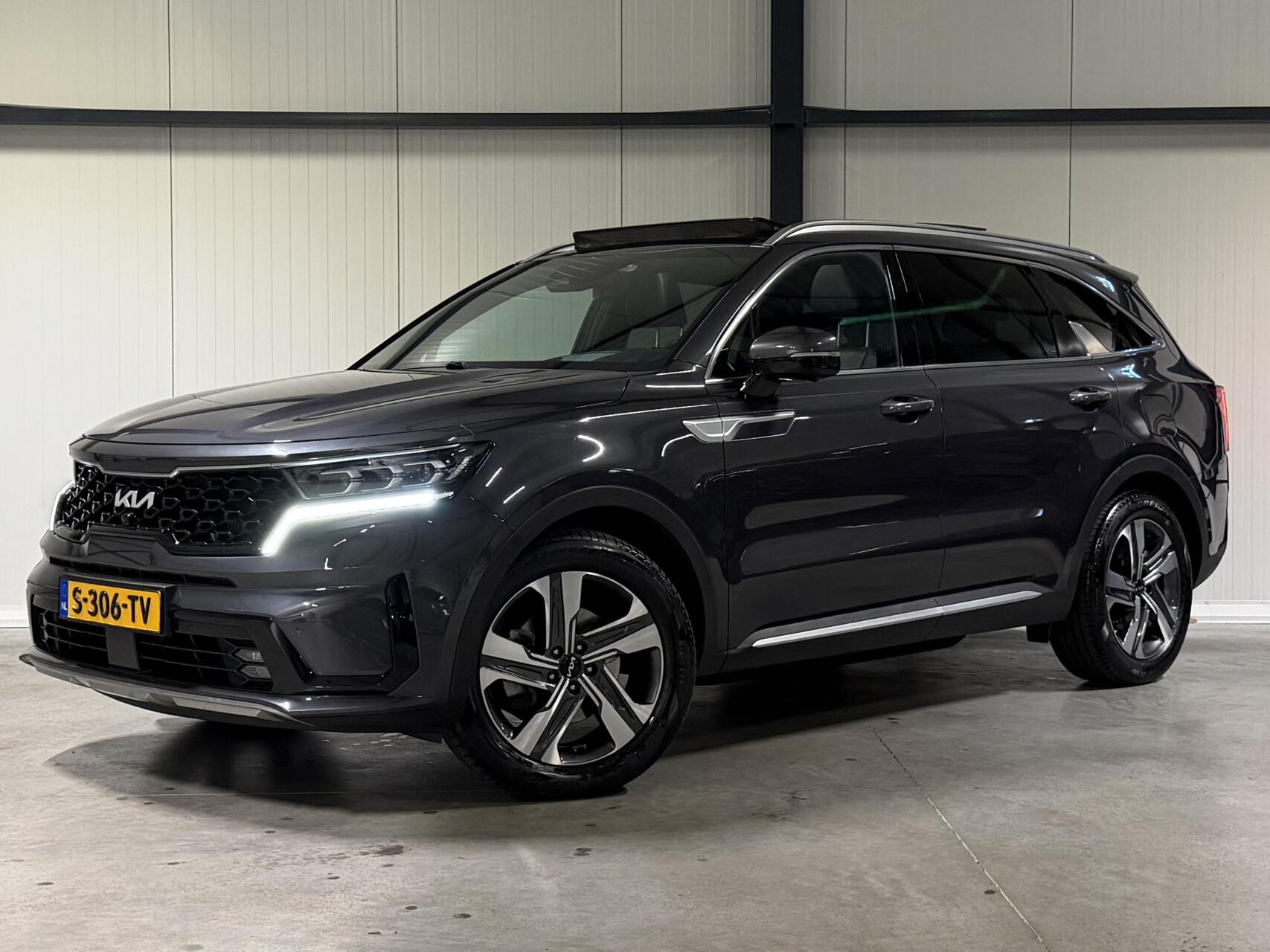 Kia Sorento 1.6 T-GDI Plug-in Hybrid 4WD ExecutiveLine 7p. 2023 - voorkant