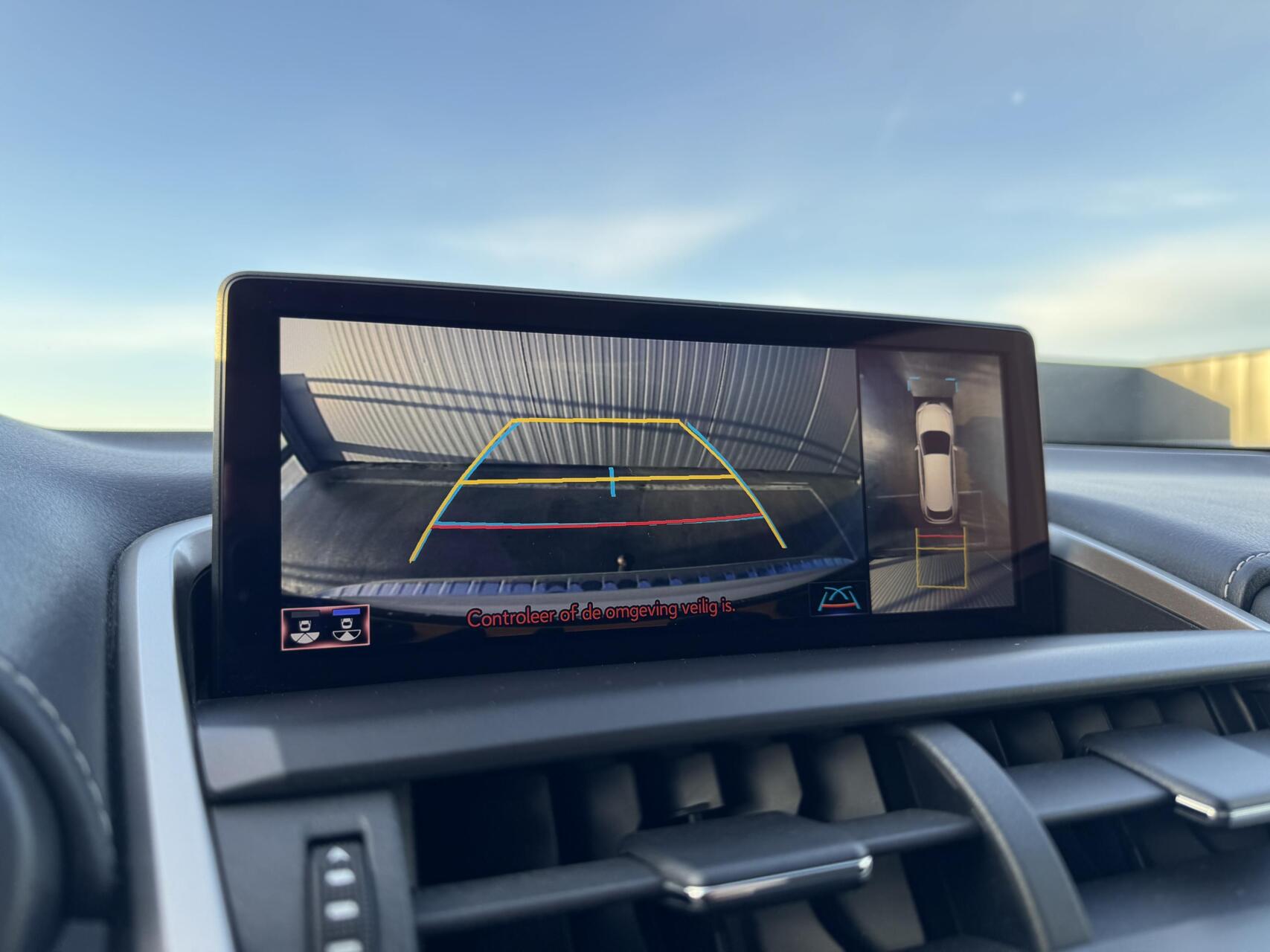 Foto van Lexus Lexus Nx300h