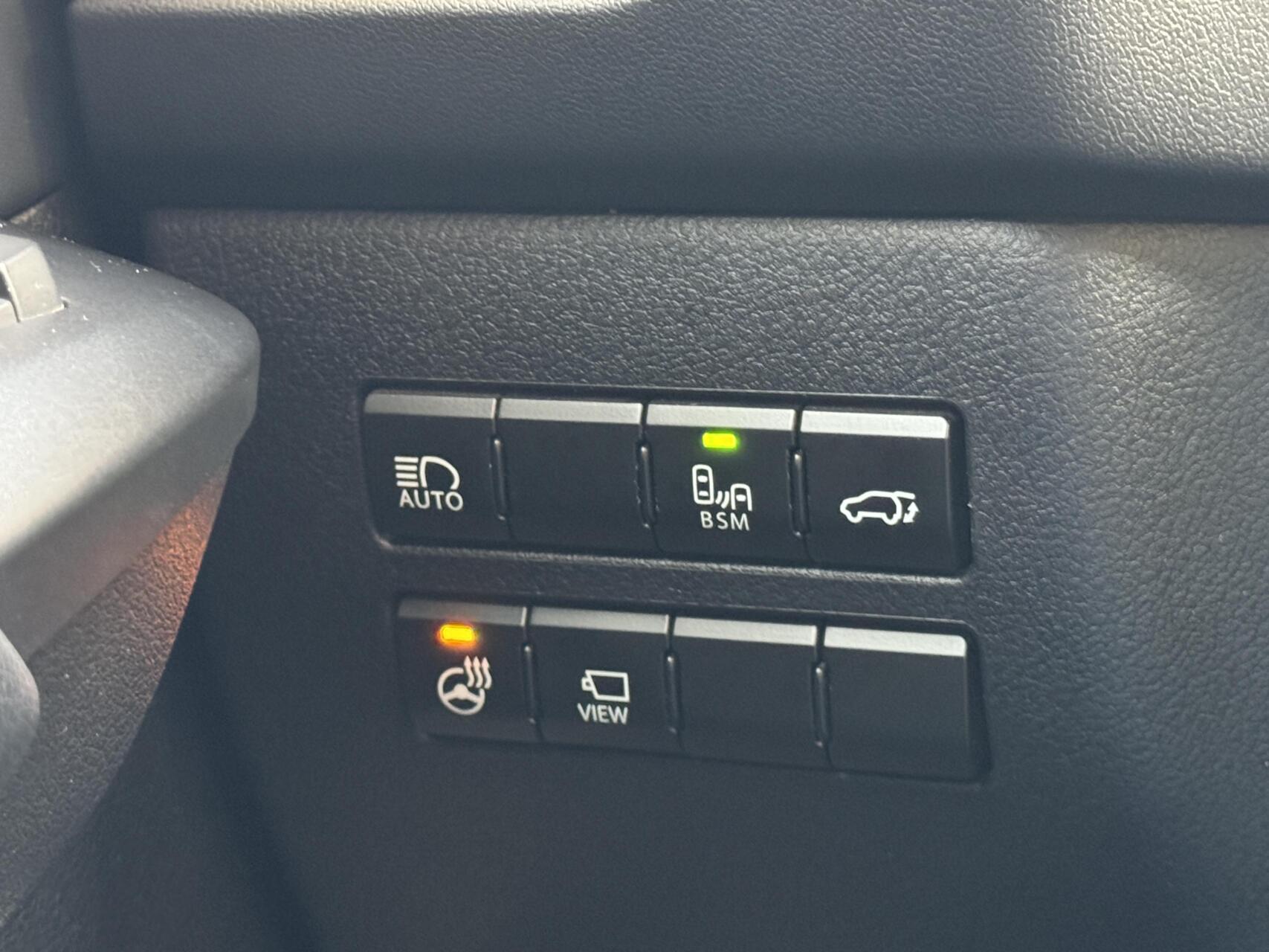 Foto van Lexus Lexus Nx300h