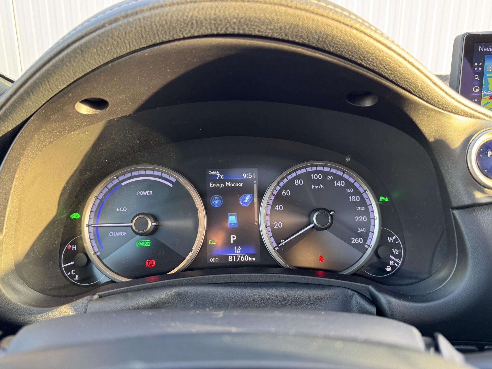 Foto van Lexus Lexus Nx300h