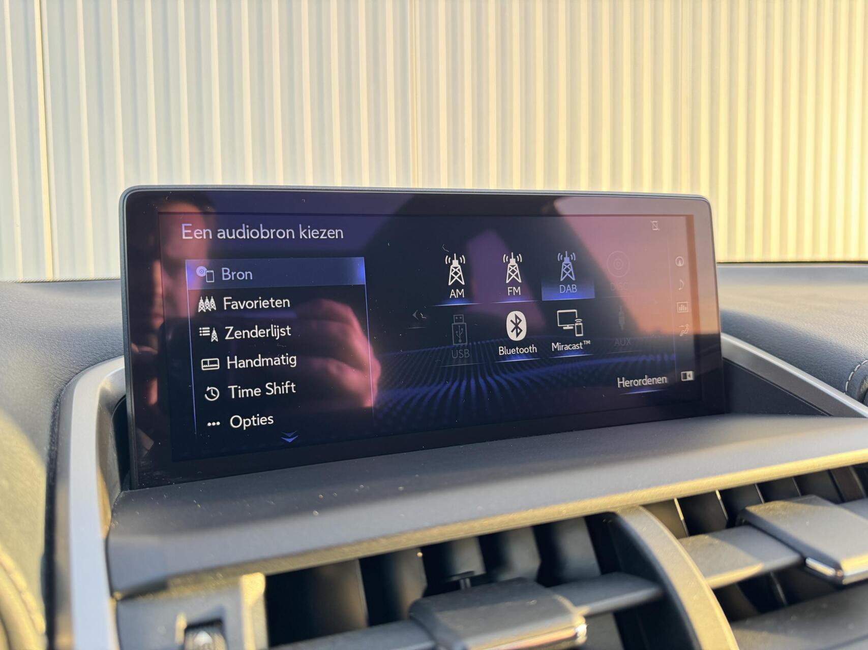 Foto van Lexus Lexus Nx300h