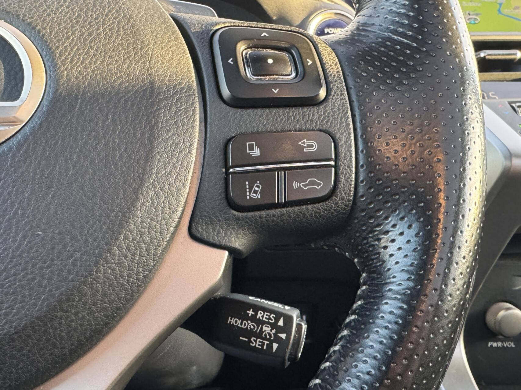 Foto van Lexus Lexus Nx300h