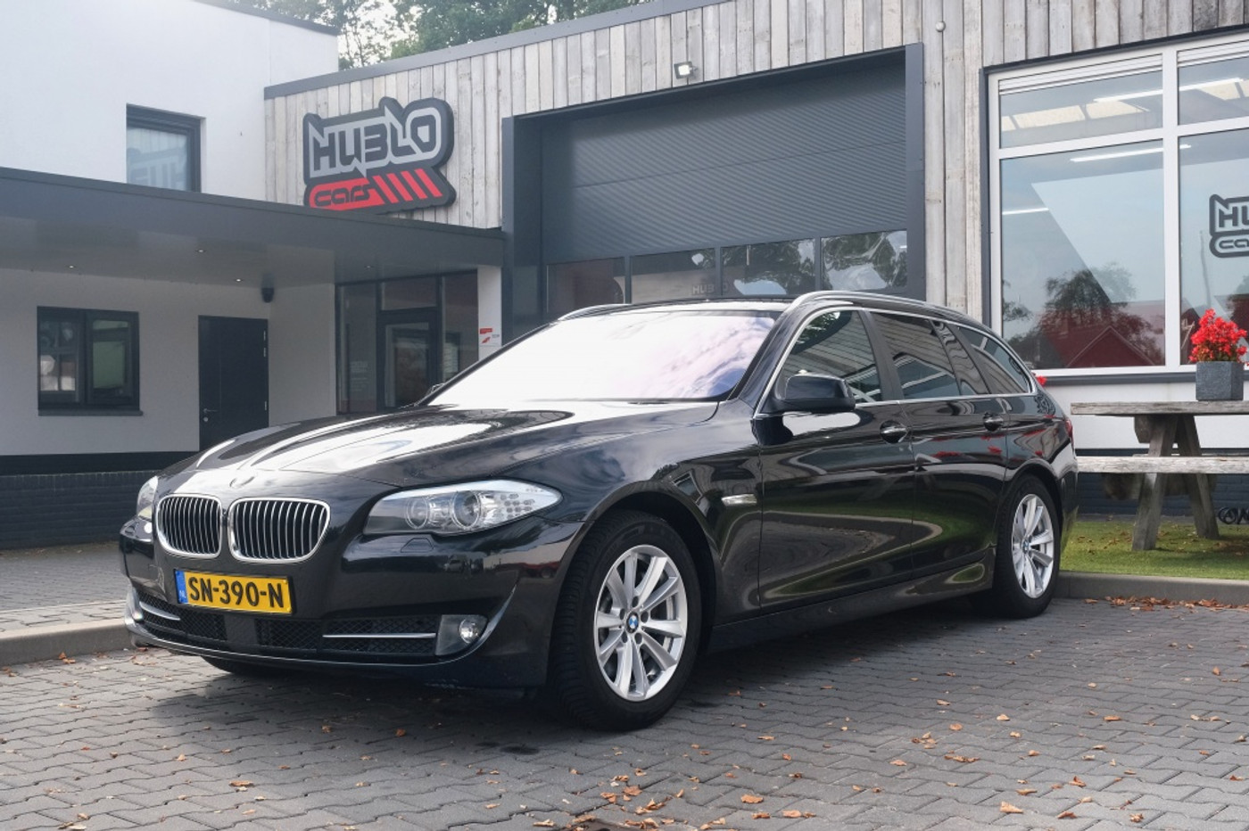 BMW 530i 530i High Executive Nieuwe APK, Camera, Stoelverwarming, Leder, HUD 2012 - voorkant