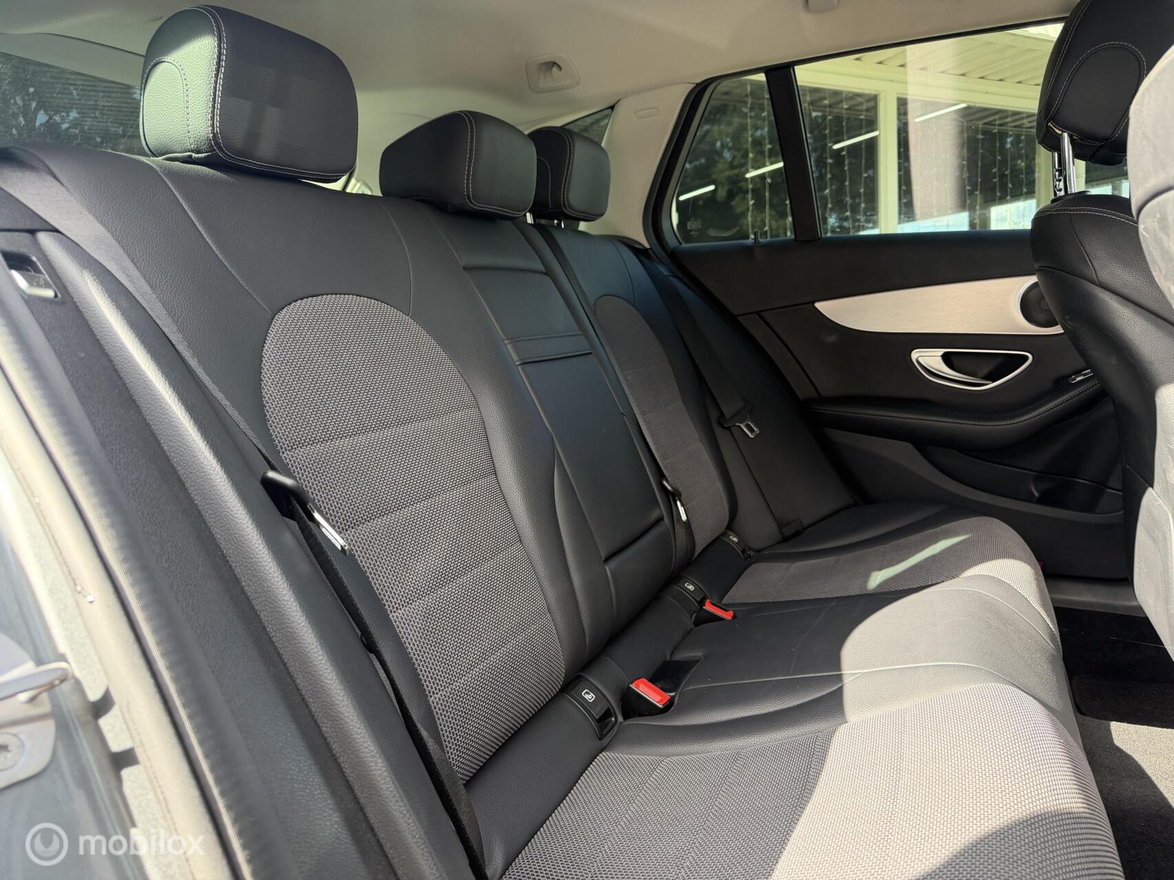 Foto van Mercedes-Benz C 200 D