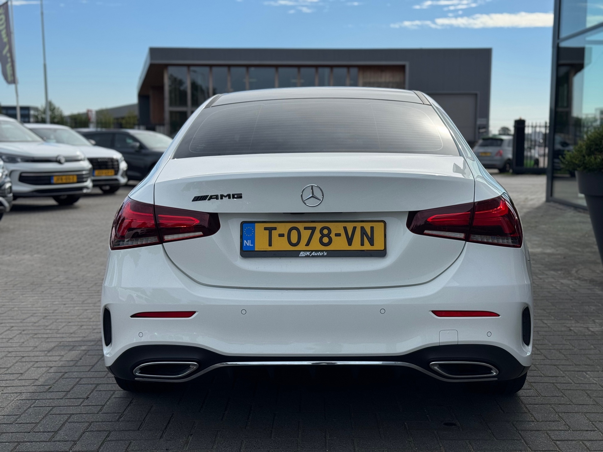 Foto van Mercedes-Benz A 200