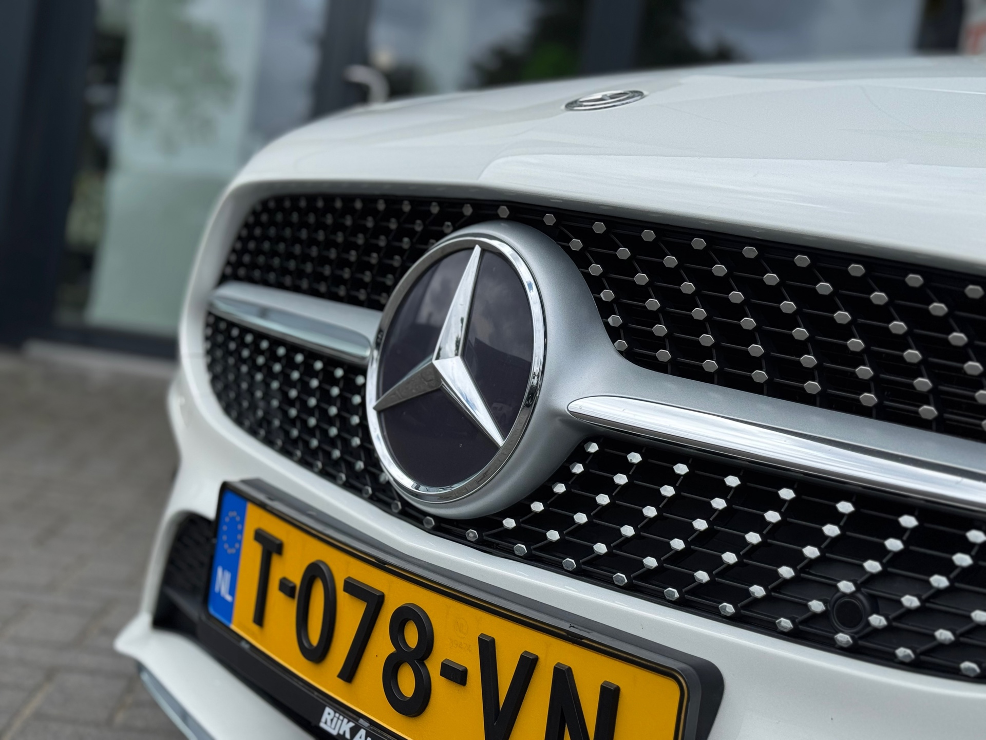 Foto van Mercedes-Benz A 200