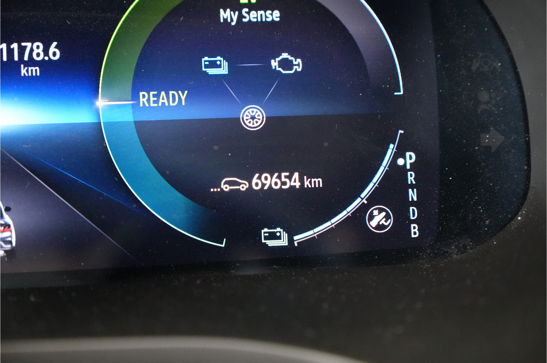 Foto van Renault Arkana E-tech