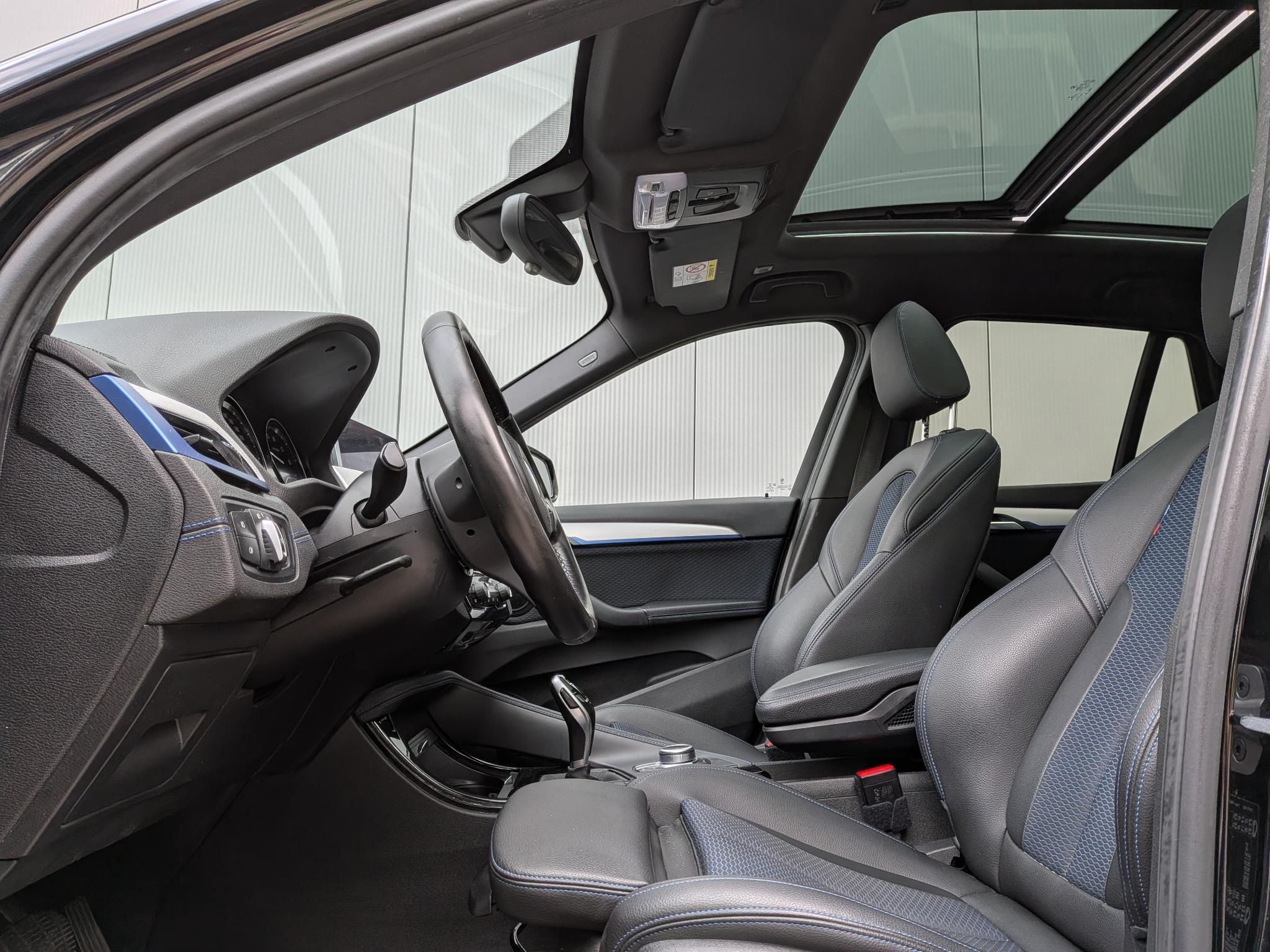 Foto van BMW X1 Sdrive18i
