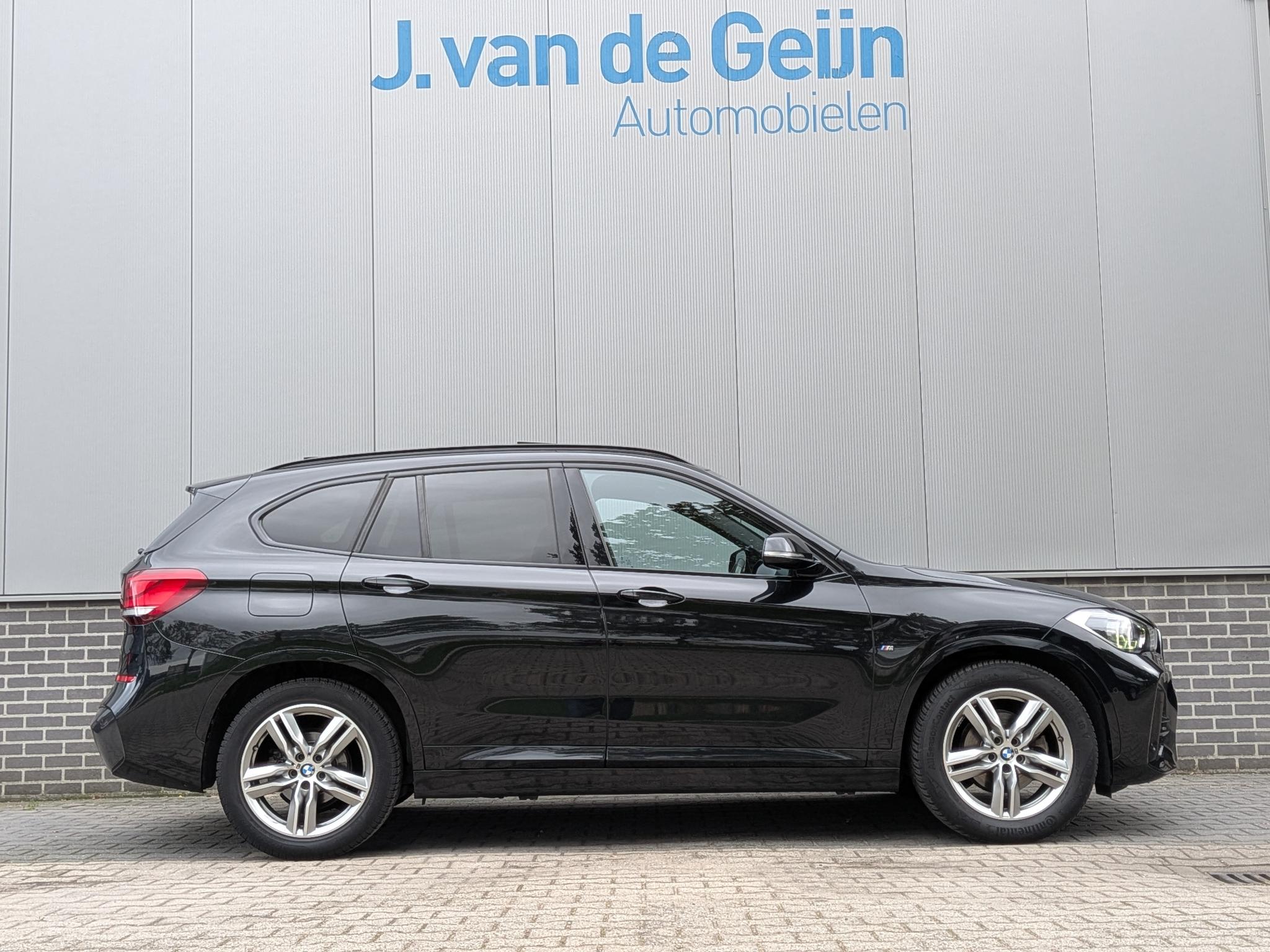 Foto van BMW X1 Sdrive18i