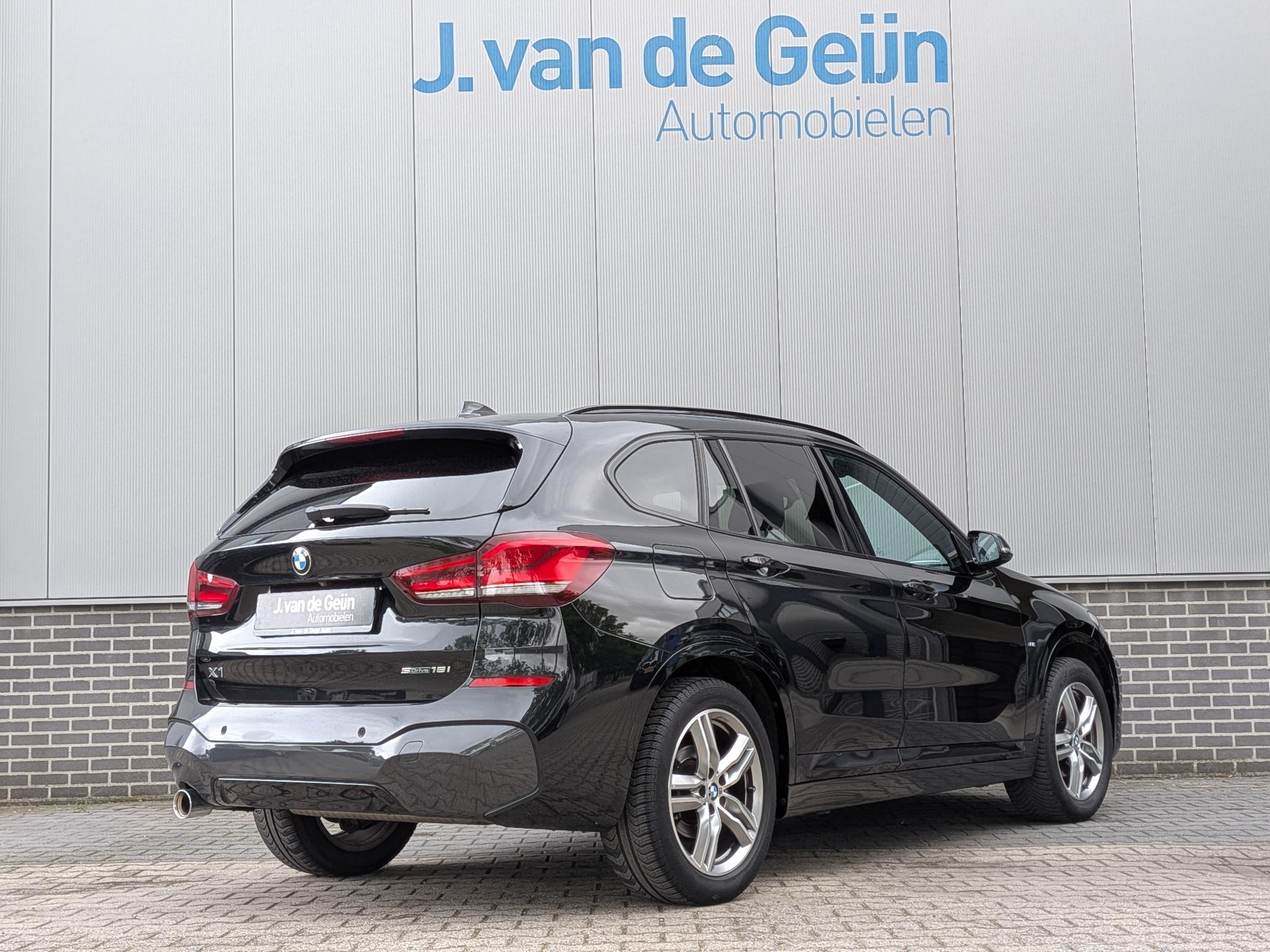 Foto van BMW X1 Sdrive18i