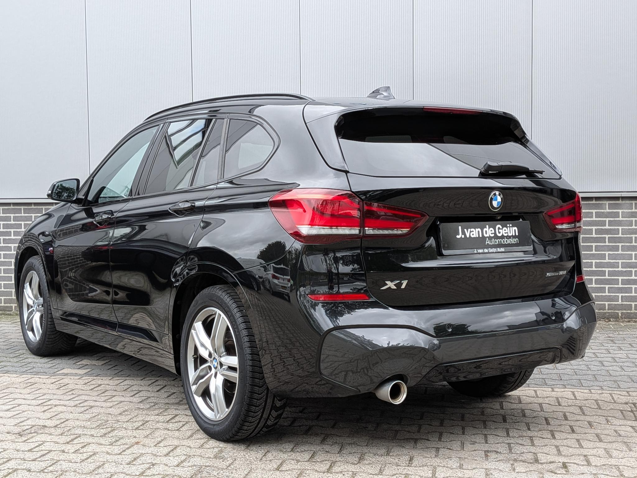 Foto van BMW X1 Sdrive18i