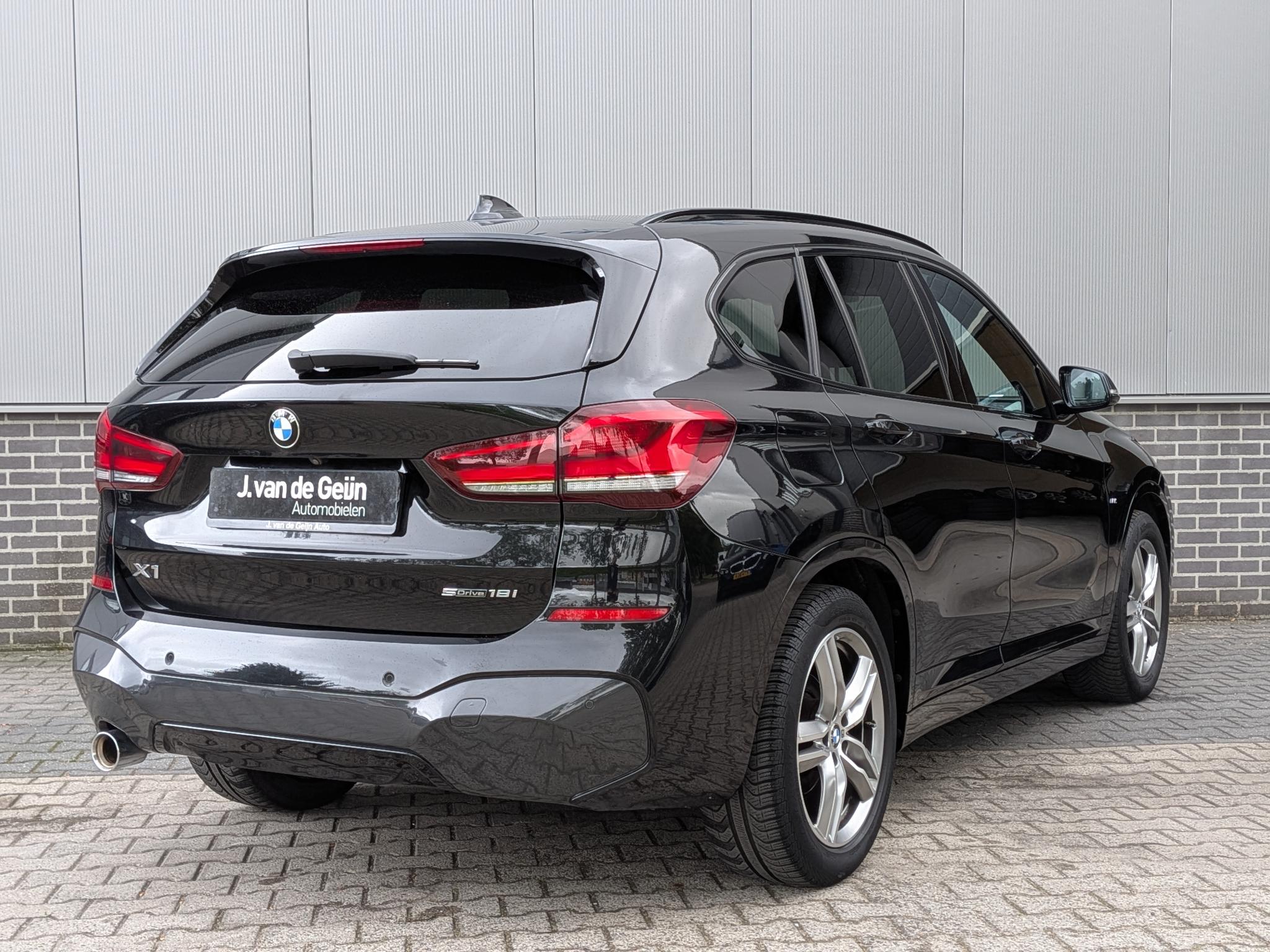 Foto van BMW X1 Sdrive18i