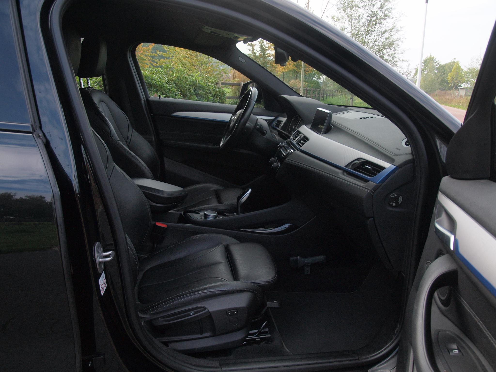 Foto van BMW X2 Sdrive18i