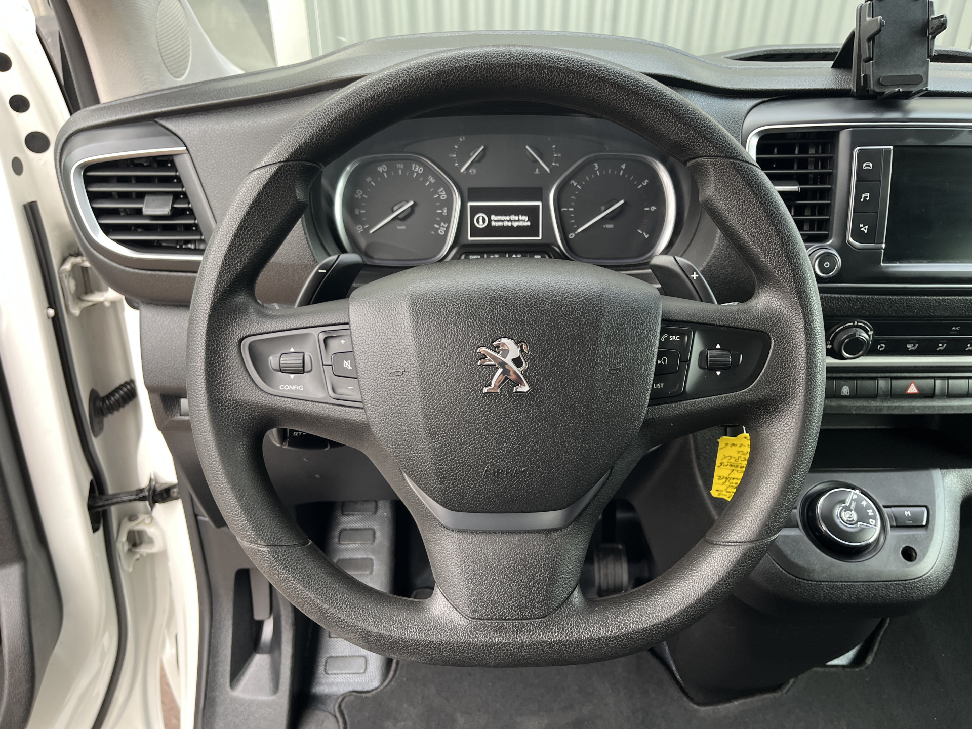 Foto van Peugeot Expert Traveller