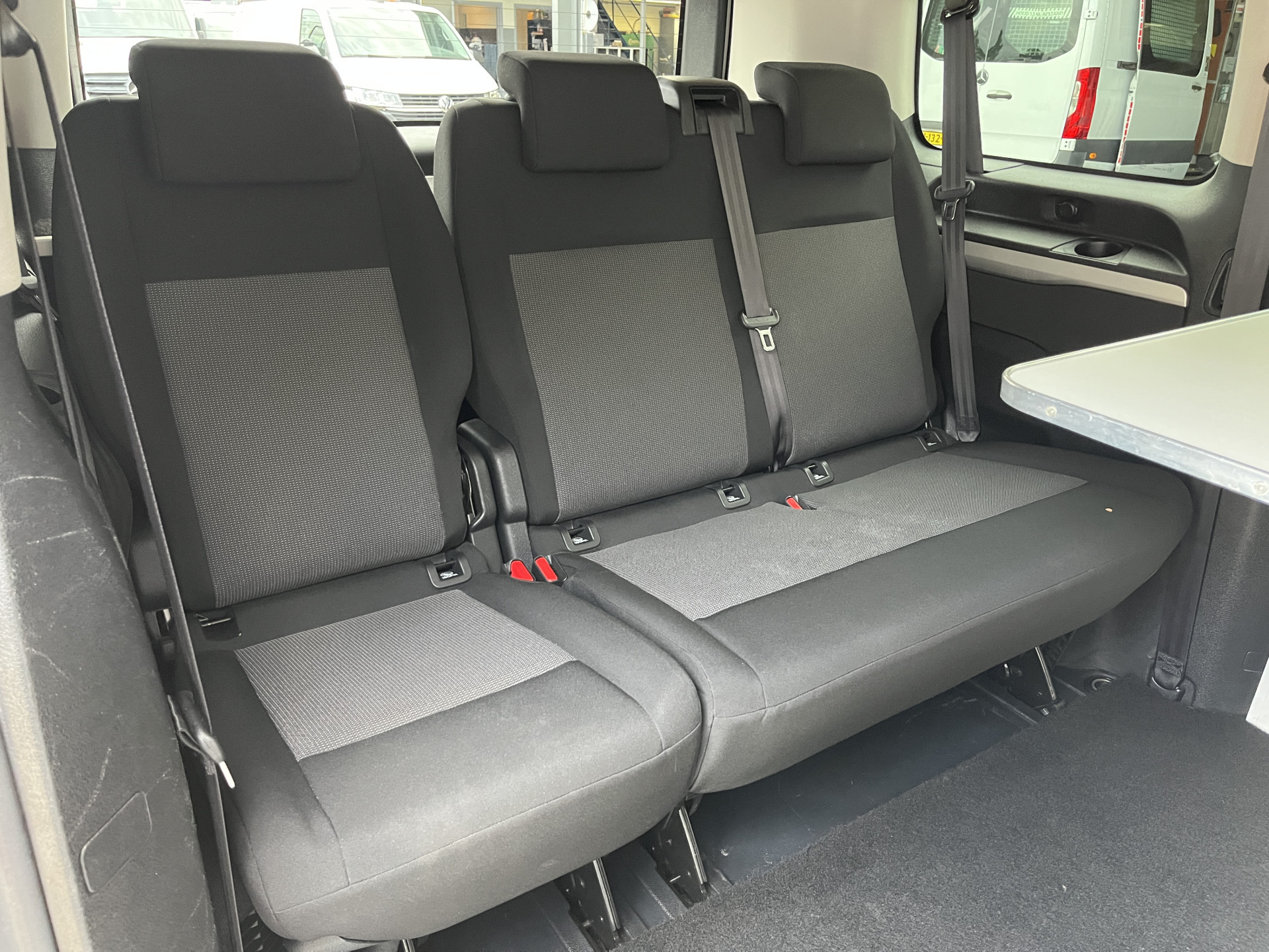 Foto van Peugeot Expert Traveller