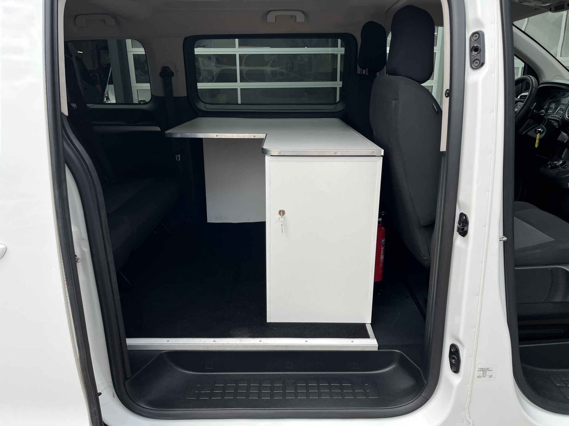 Foto van Peugeot Expert Traveller