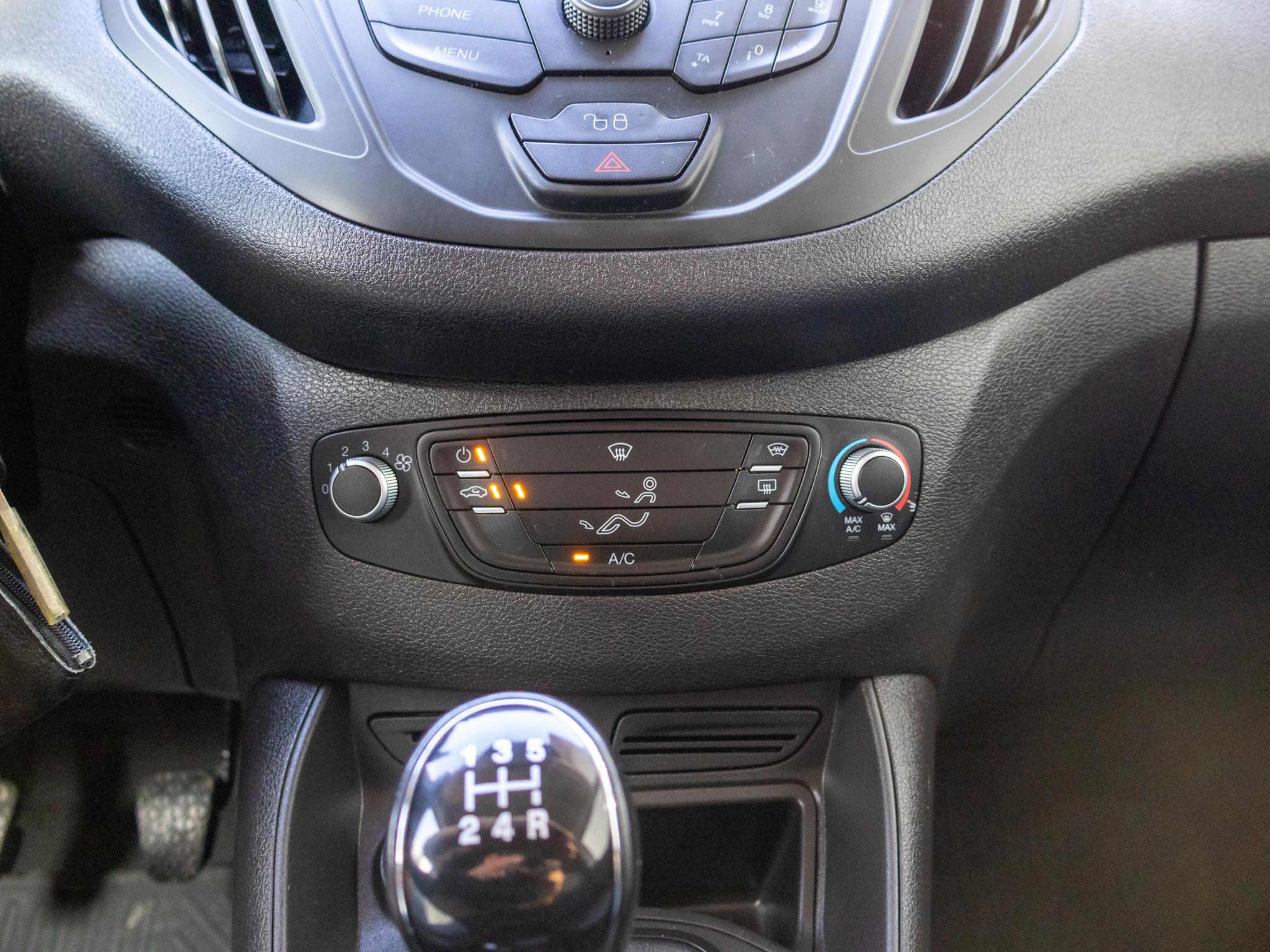 Foto van Ford Transit Courier