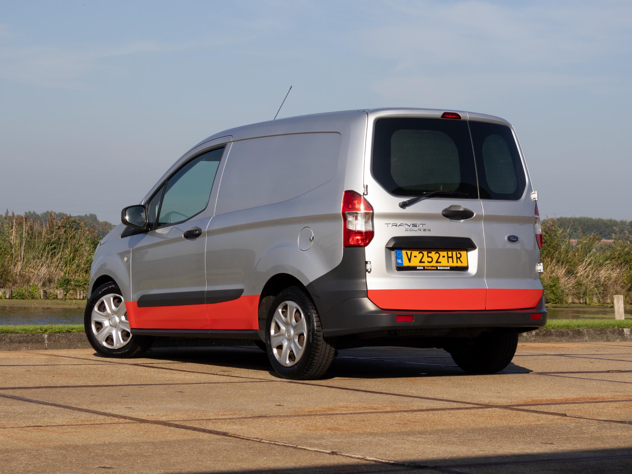 Foto van Ford Transit Courier