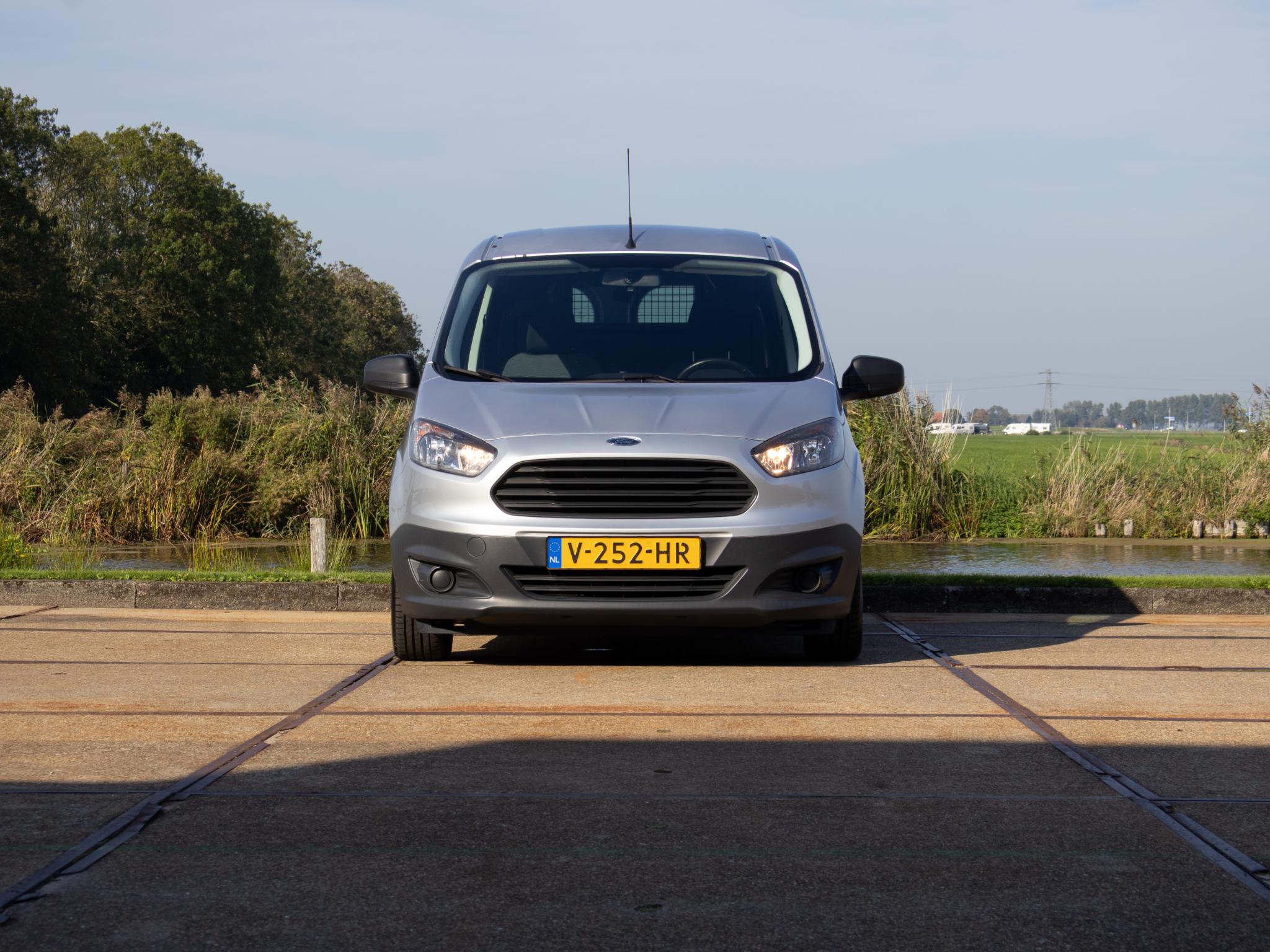 Foto van Ford Transit Courier